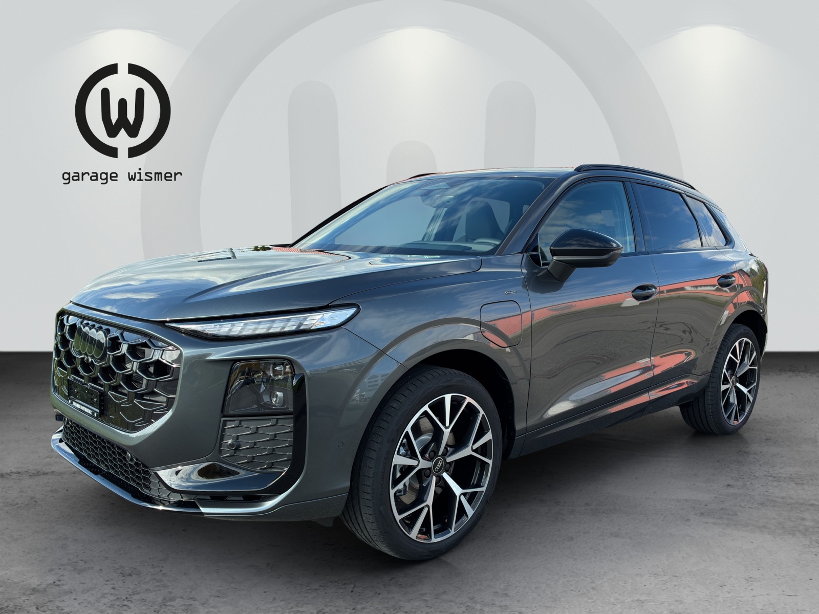 AUDI Q3 SUV e-hybrid 200 kW S tronig