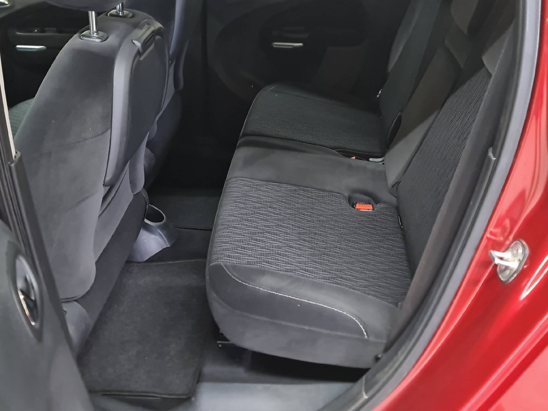 CITROEN C3 Picasso 1.6 VTi Exclusive-image-9