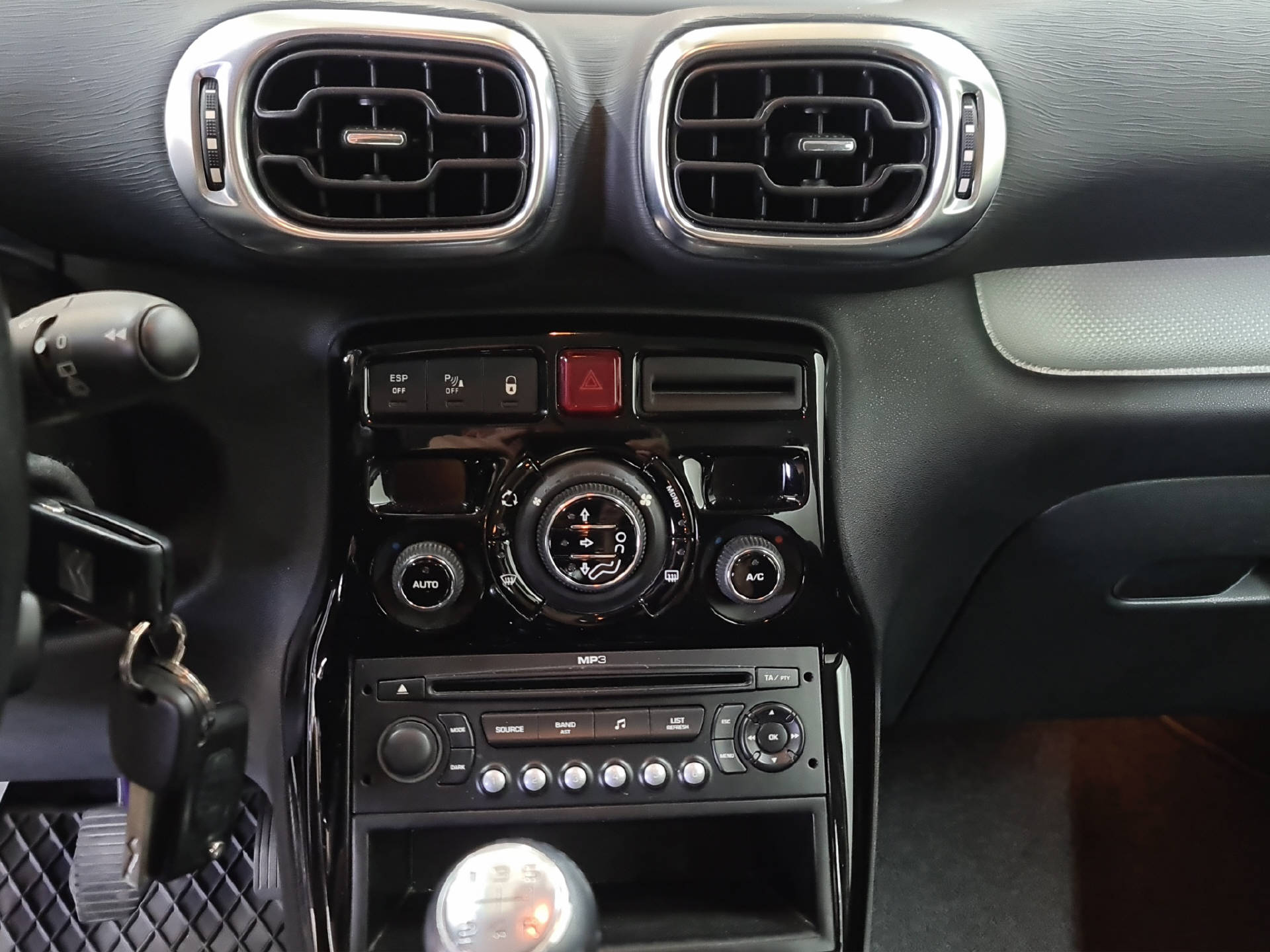 CITROEN C3 Picasso 1.6 VTi Exclusive-image-8