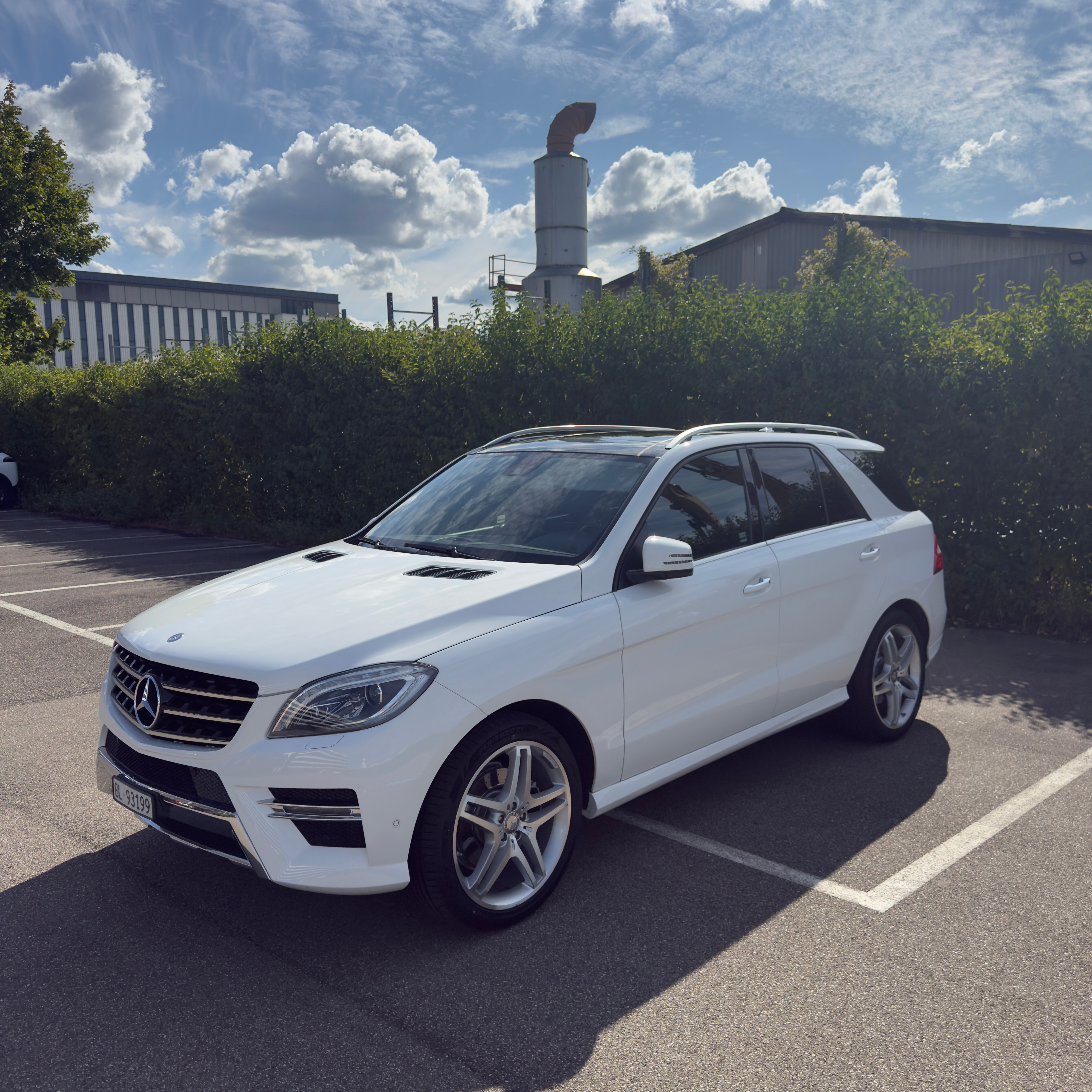 Car photo