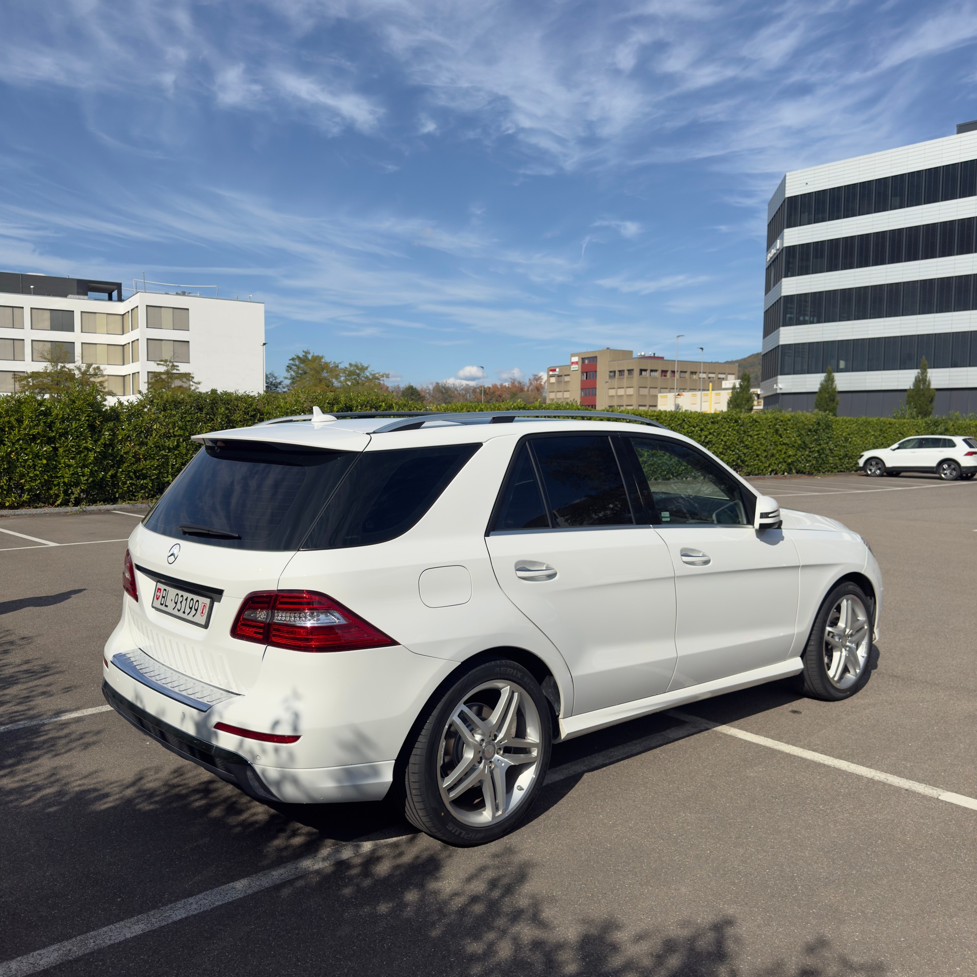 MERCEDES-BENZ ML 350 CDI BlueTec-image-2
