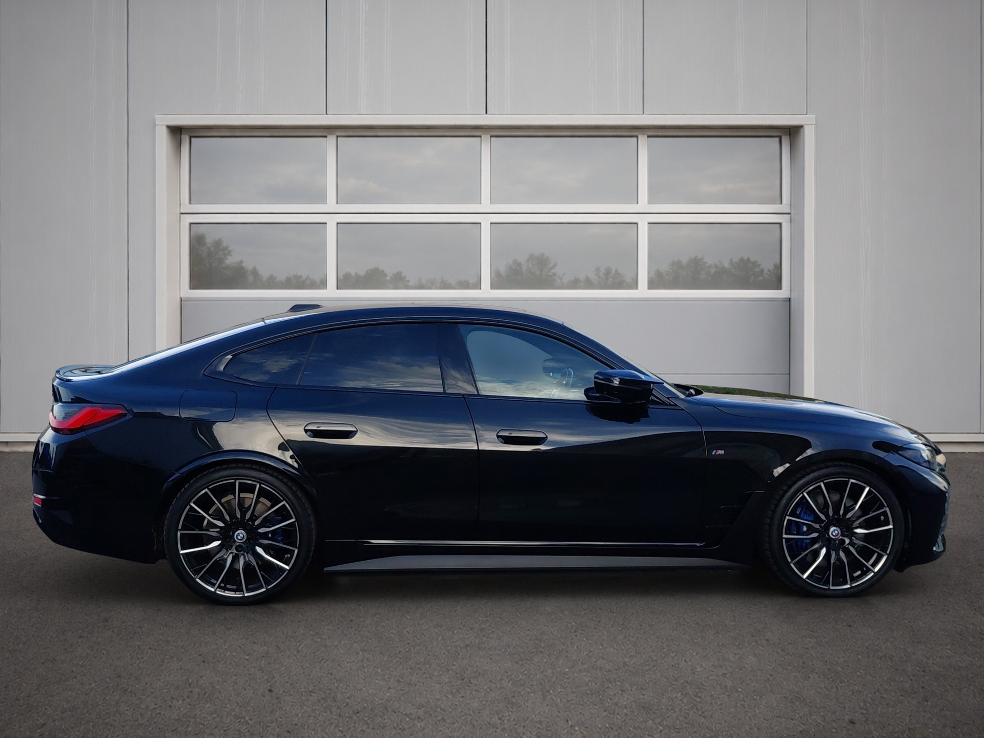 BMW i4 M50-image-7