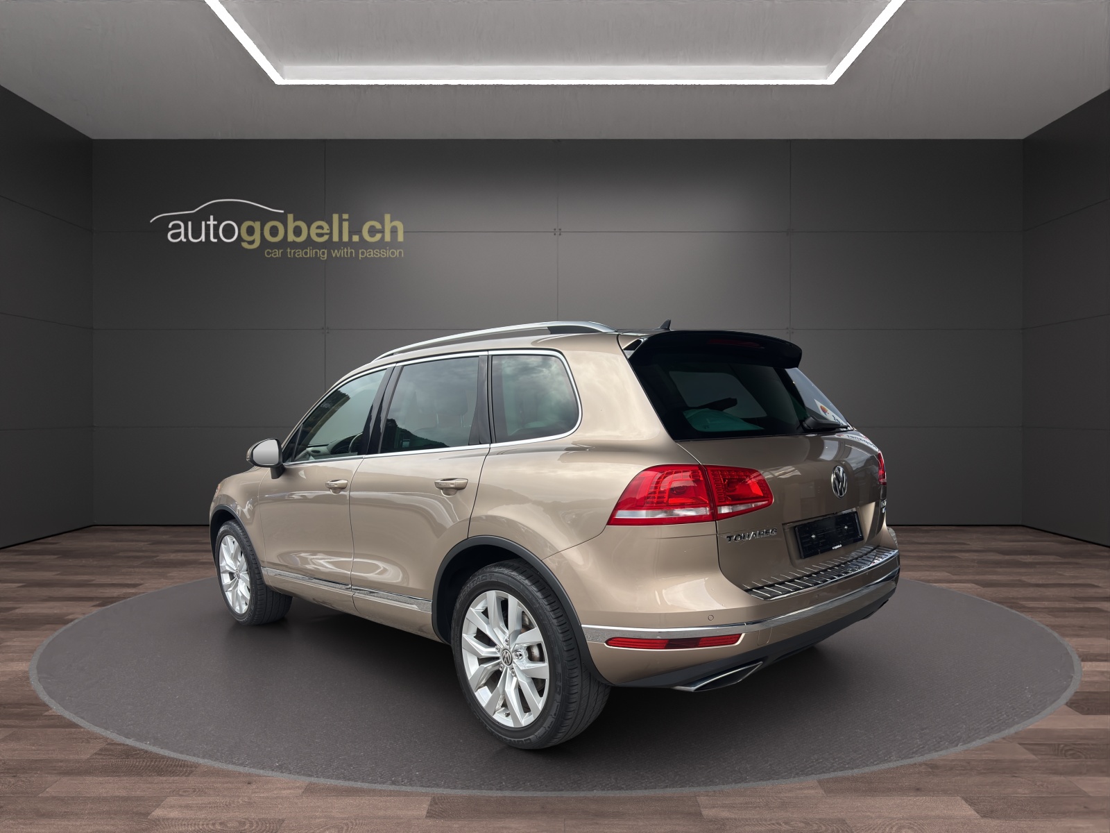 VW Touareg 3.0 TDI BlueMotion Technology Tiptronic-image-1