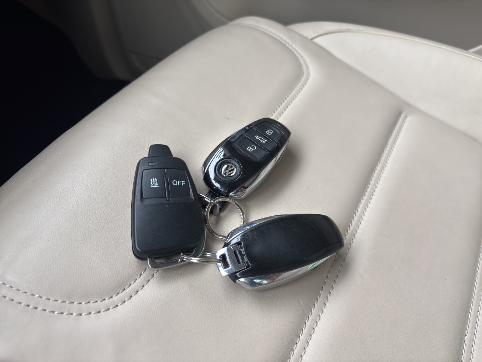 VW Touareg 3.0 TDI BlueMotion Technology Tiptronic-image-9