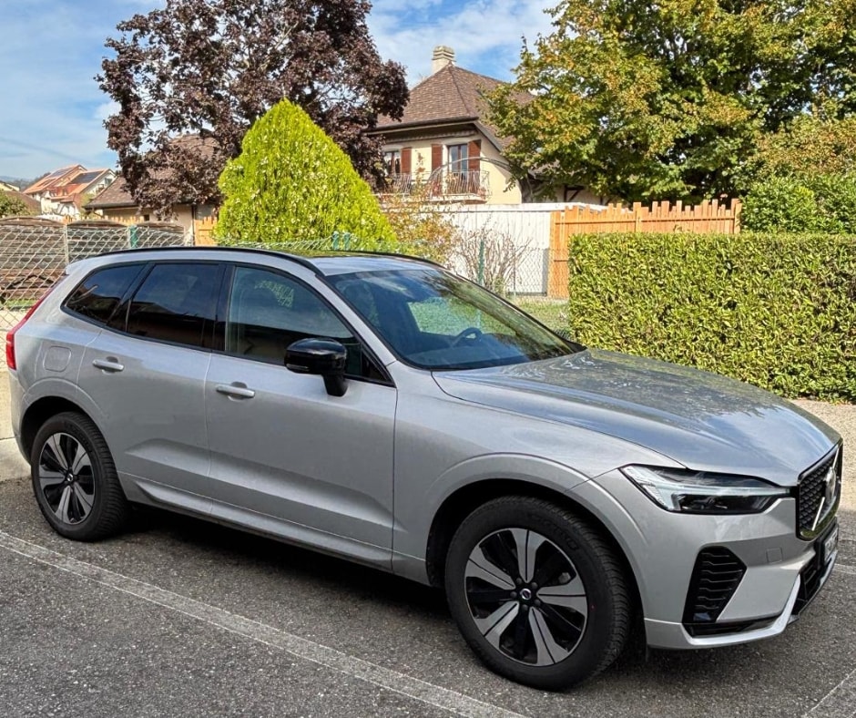 VOLVO 2.0 T6 TE R-Design eAWD-image-2