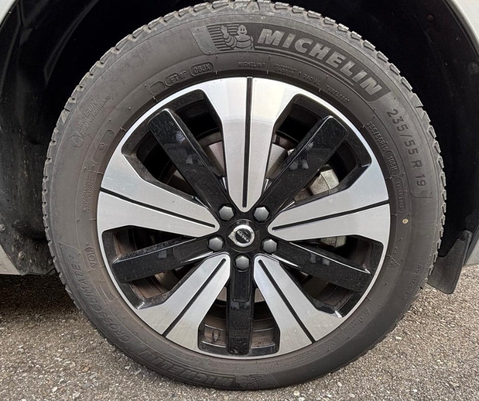 VOLVO 2.0 T6 TE R-Design eAWD-image-4