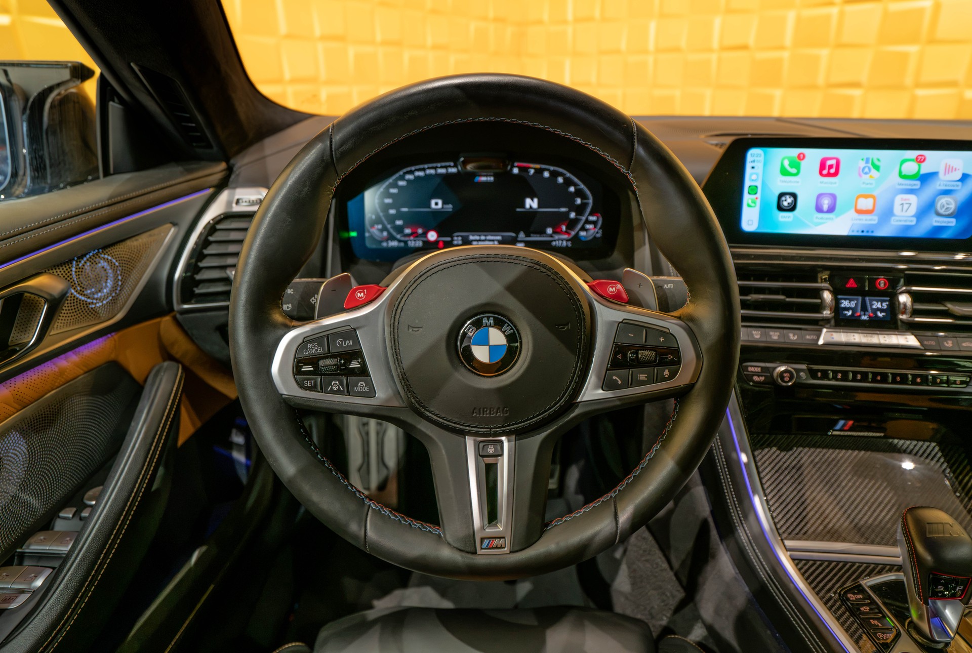 BMW M8 xDrive M Competition Steptronic-image-16