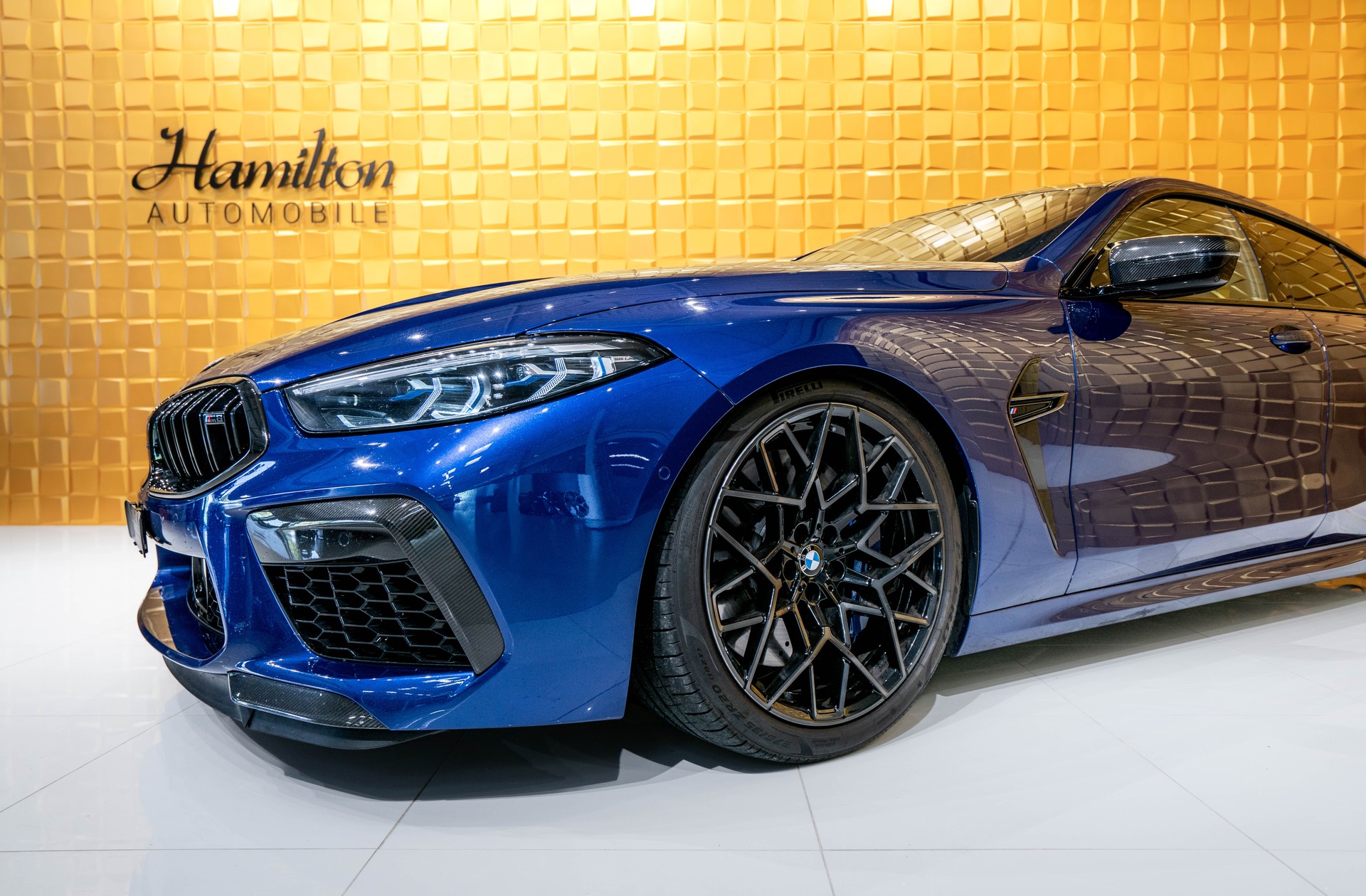 BMW M8 xDrive M Competition Steptronic-showroom-element-2