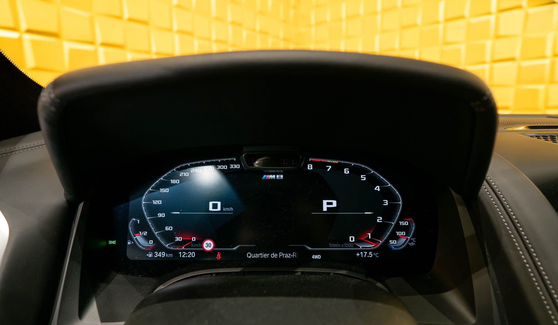 BMW M8 xDrive M Competition Steptronic-image-17