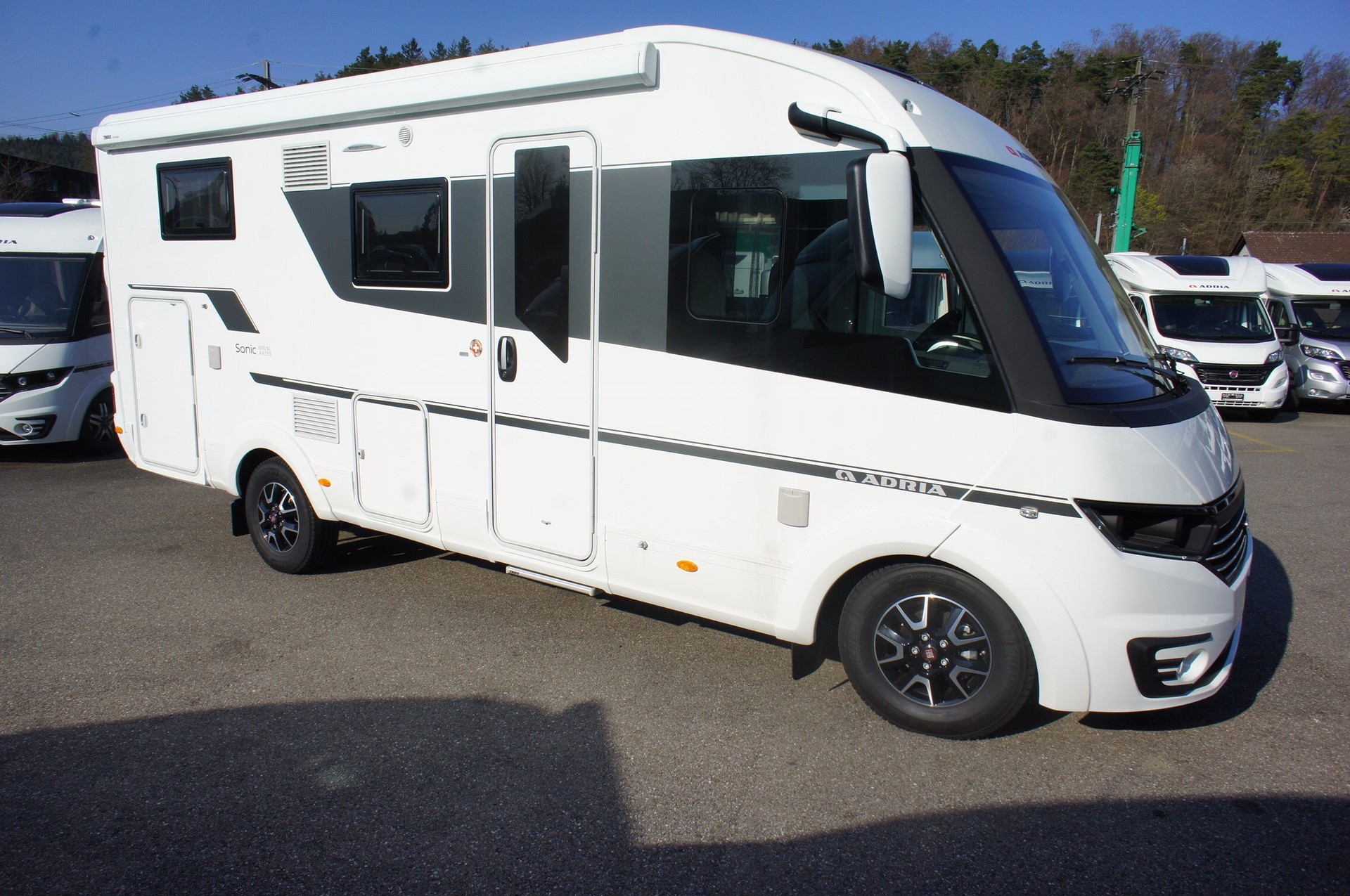 ADRIA SONIC Axess I 600 SL