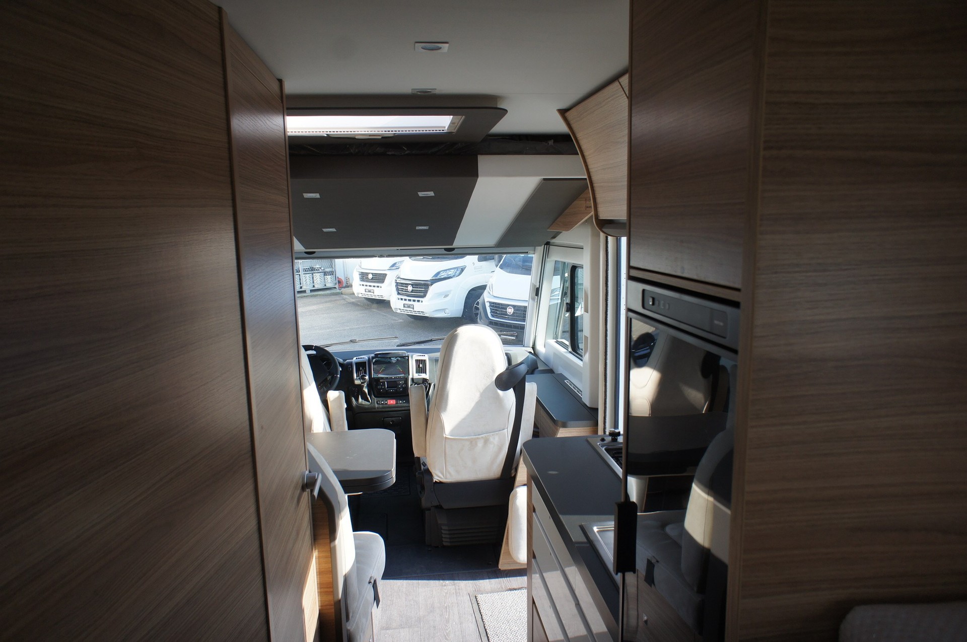 ADRIA SONIC Axess I 600 SL-image-12