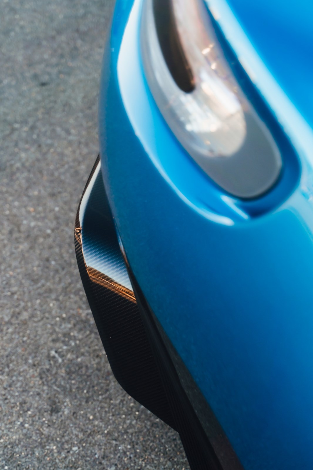 ASTON MARTIN V8 Vantage GT8-image-7