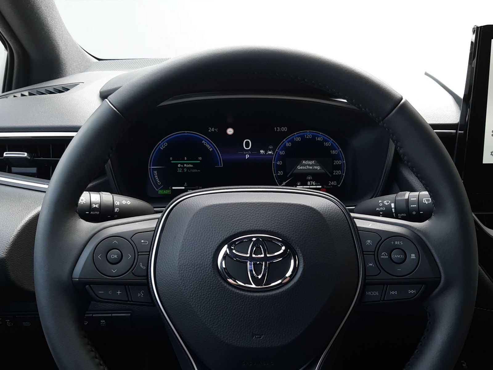 TOYOTA Corolla 1.8 HSD Trend-image-9
