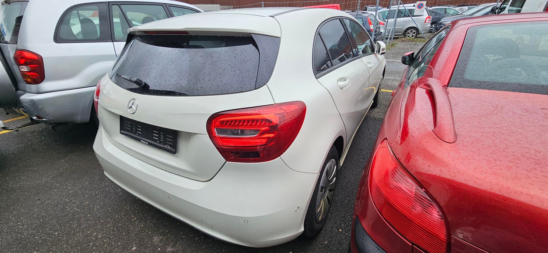MERCEDES-BENZ A 160-image-2