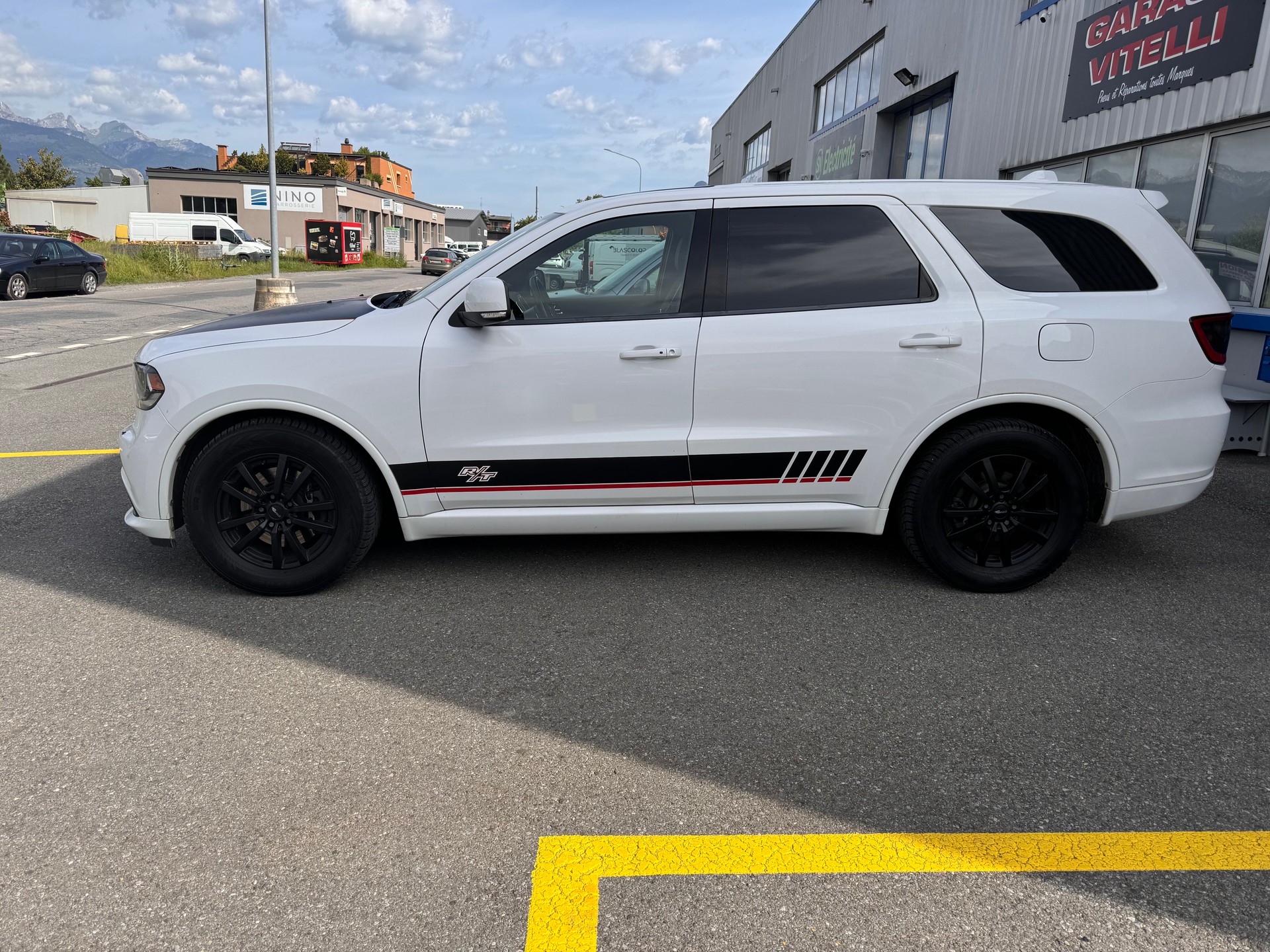 DODGE 5.7-image-1