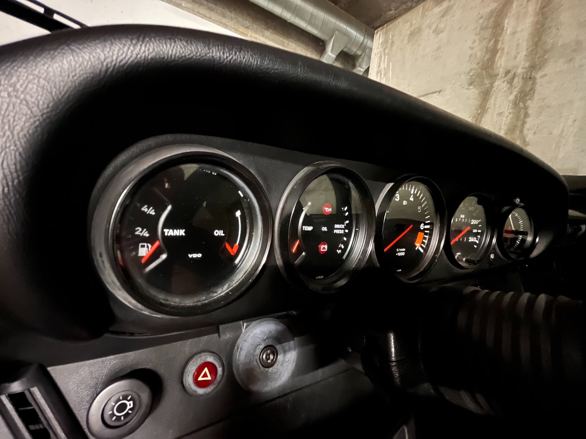 PORSCHE 911 SC-image-9