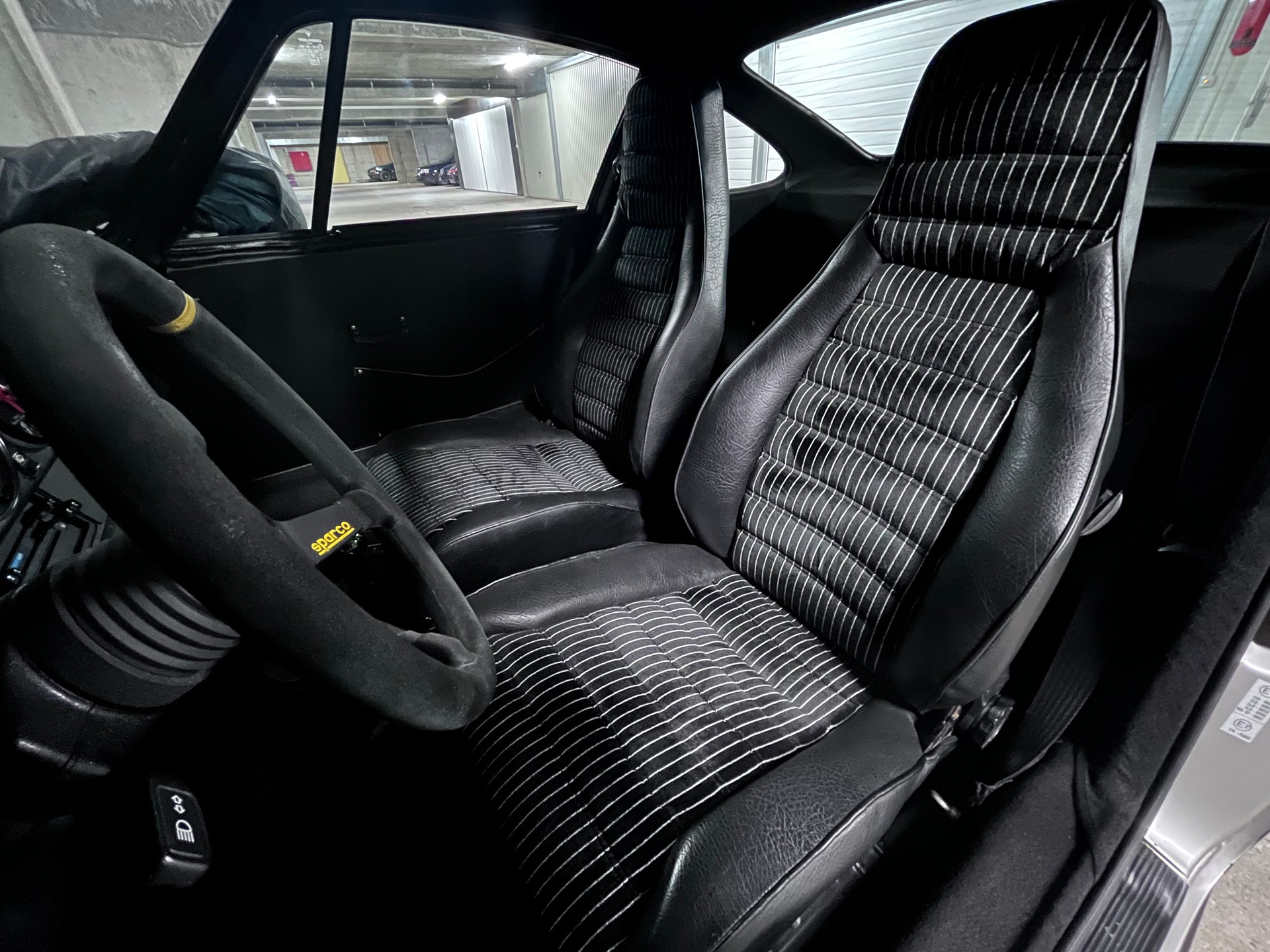 PORSCHE 911 SC-image-6