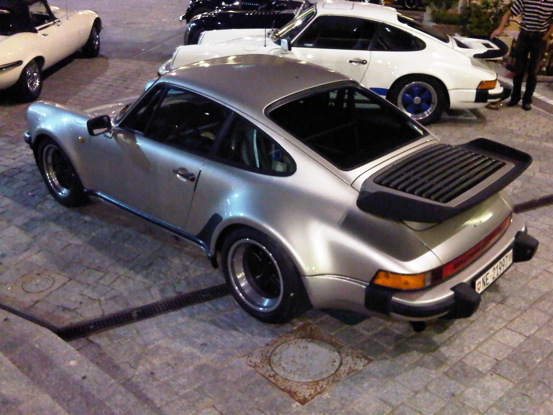 PORSCHE 911 SC-image-2