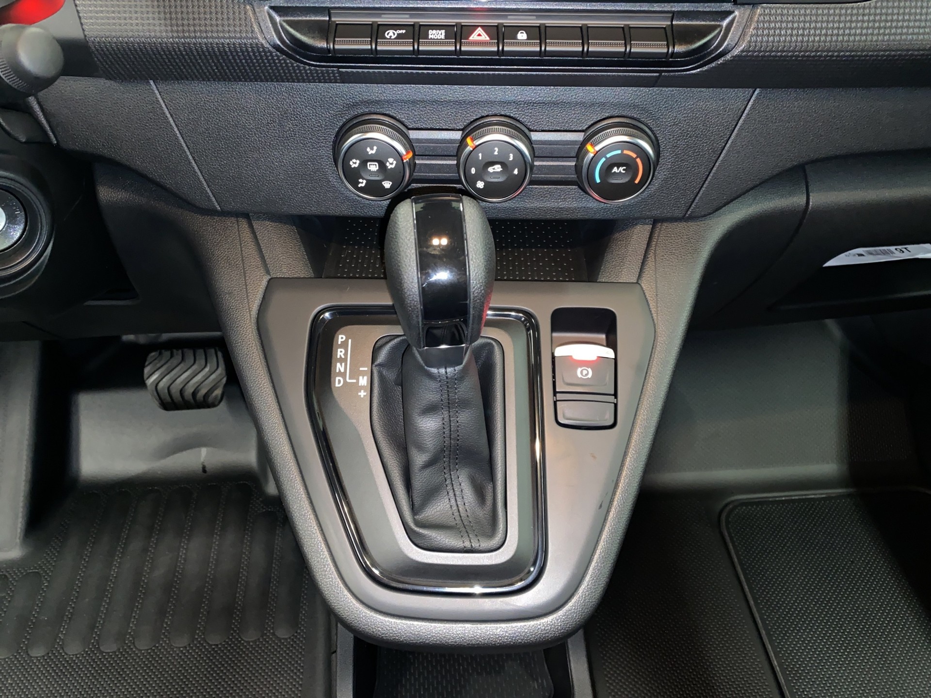 RENAULT Kangoo Van 1.3TCe Standard L2 DoppelKabine 5-Platz 130 PF Advance EDC-image-14