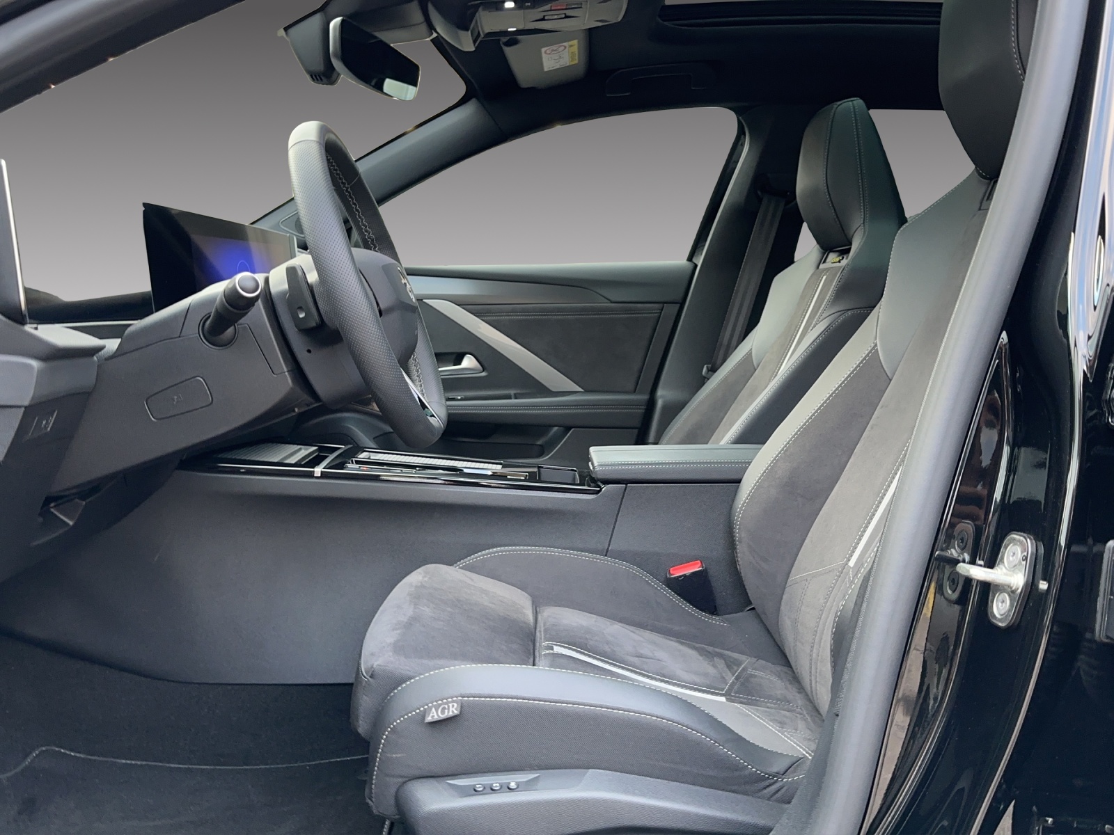 OPEL Astra 1.6 PHEV Turbo GSe A-image-8