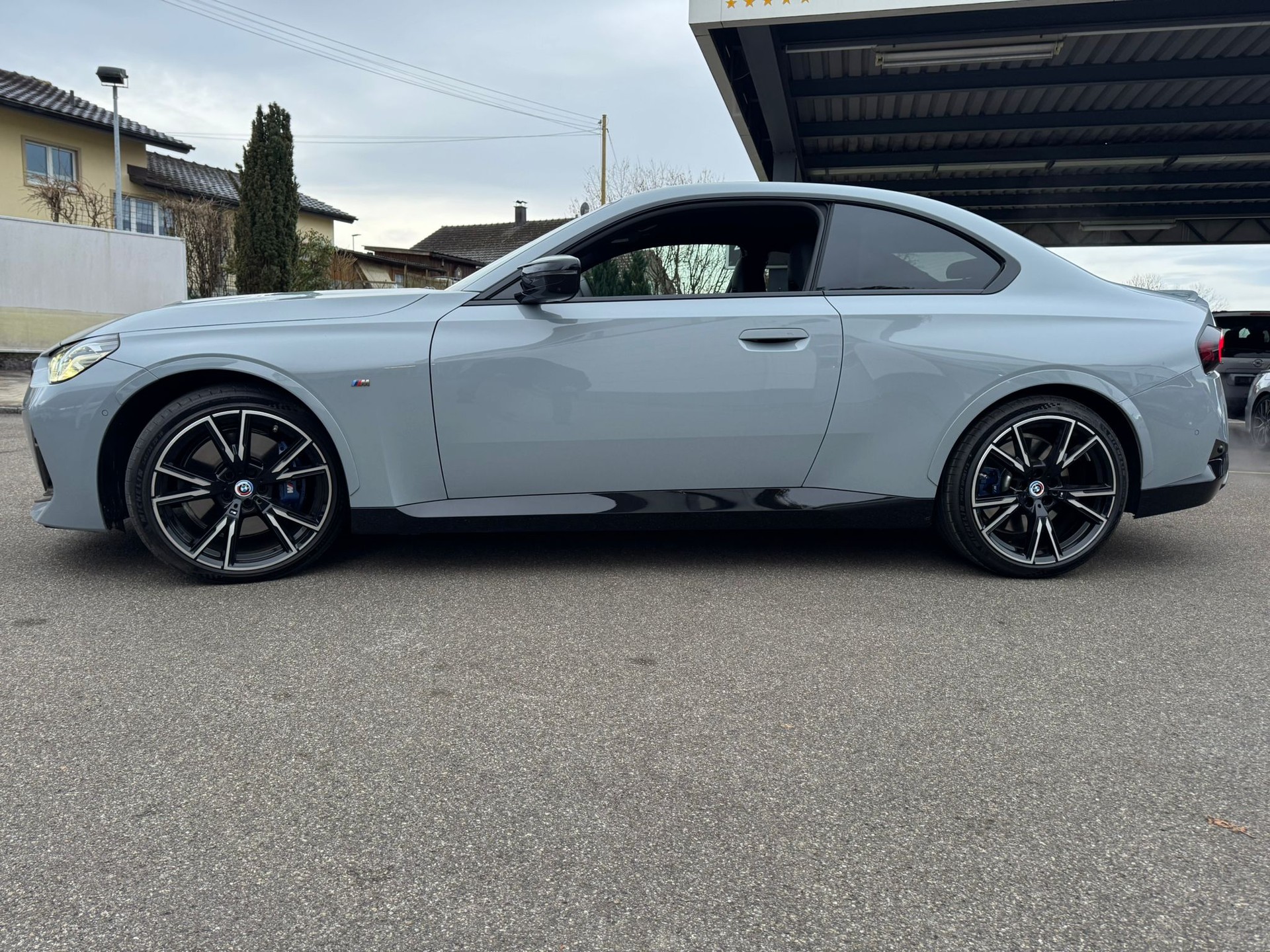 BMW M240i xDrive Steptronic-image-4