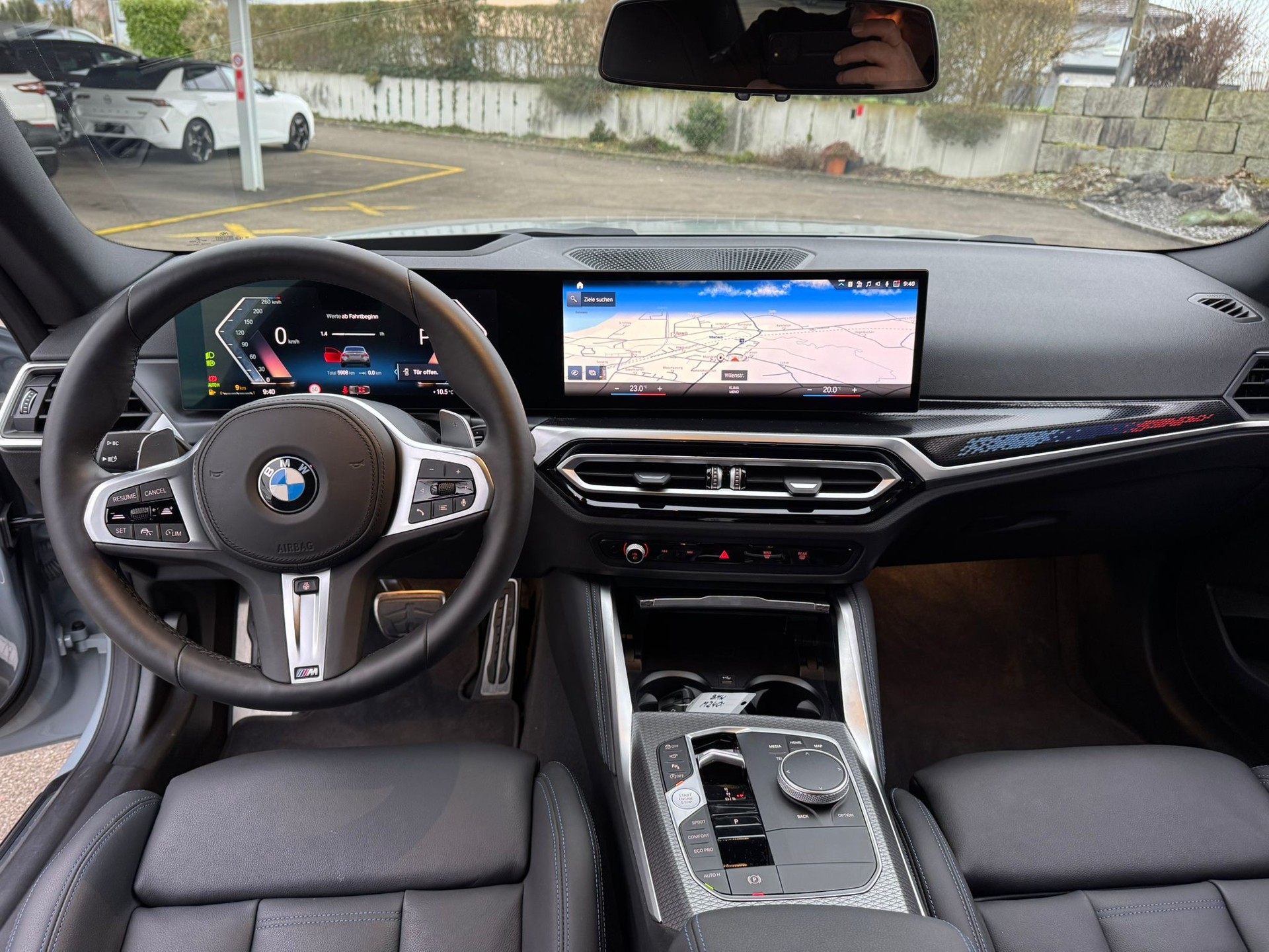 BMW M240i xDrive Steptronic-image-12