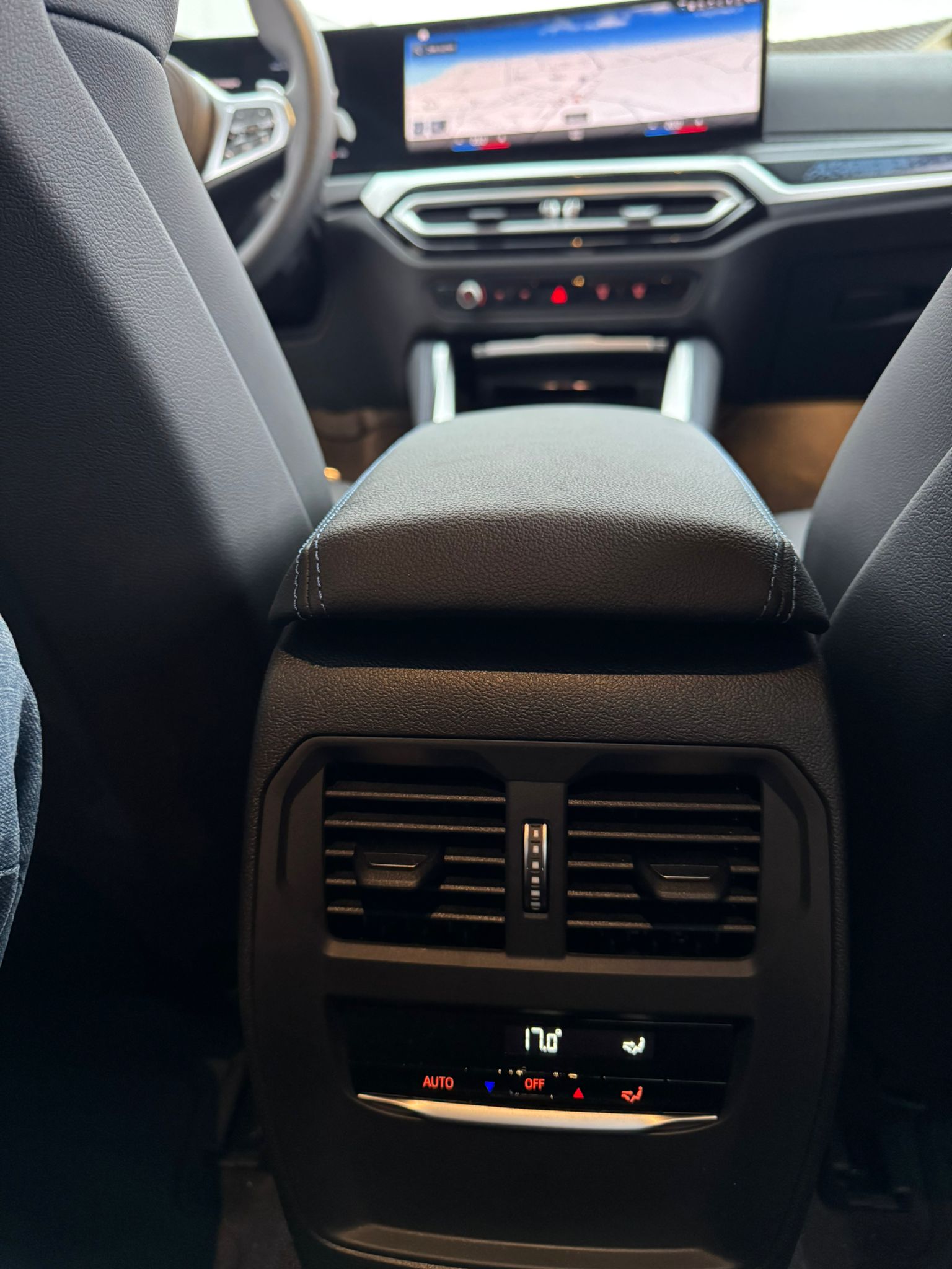 BMW M240i xDrive Steptronic-image-14