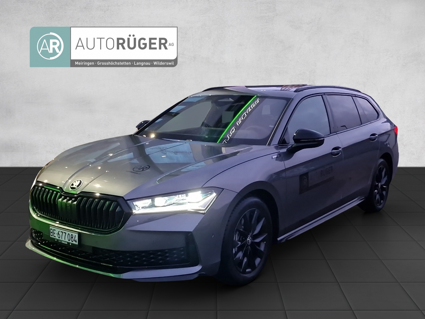 SKODA Superb Combi 2.0 TSI Sportline 4x4 DSG-image-0