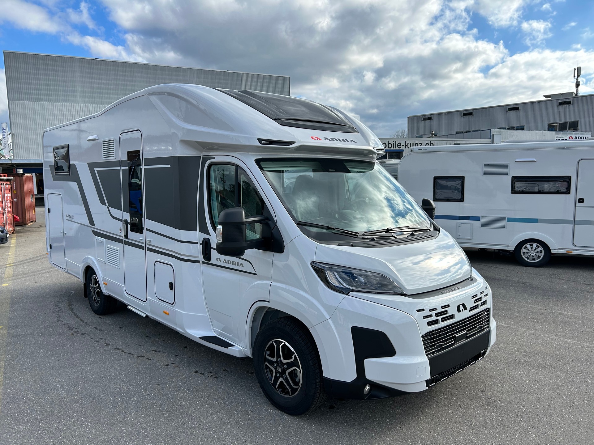 ADRIA Matrix Plus 670 SL-showroom-element-1