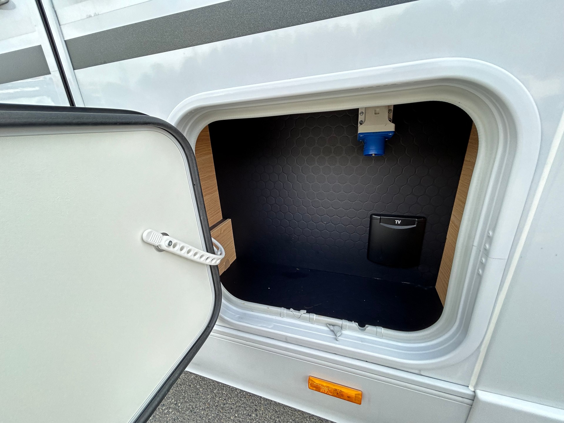 ADRIA Matrix Plus 670 SL-image-7