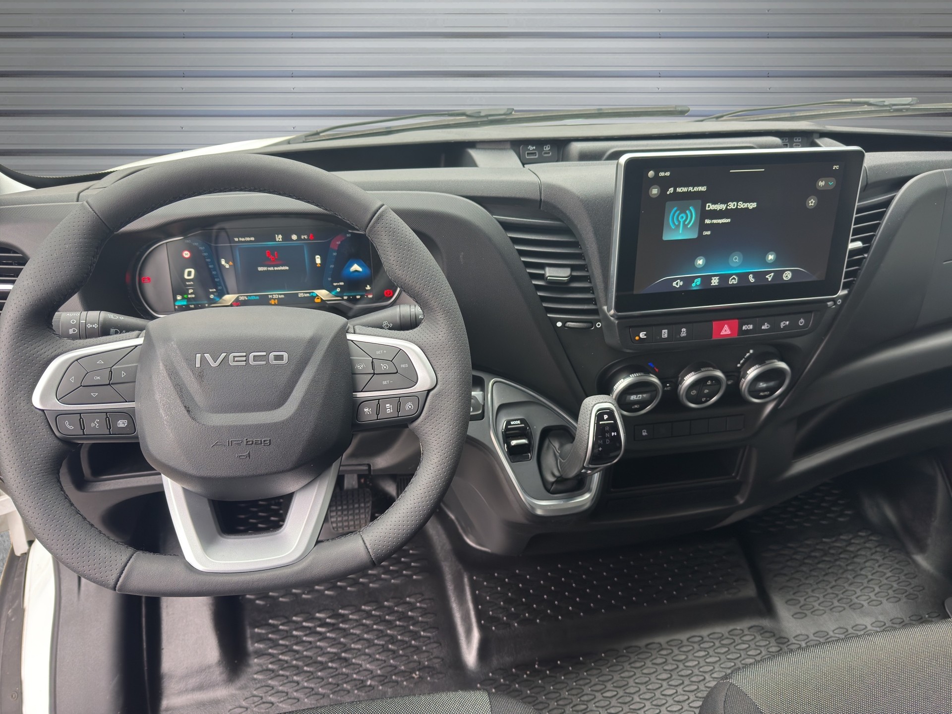 IVECO 35S18HA8-image-9