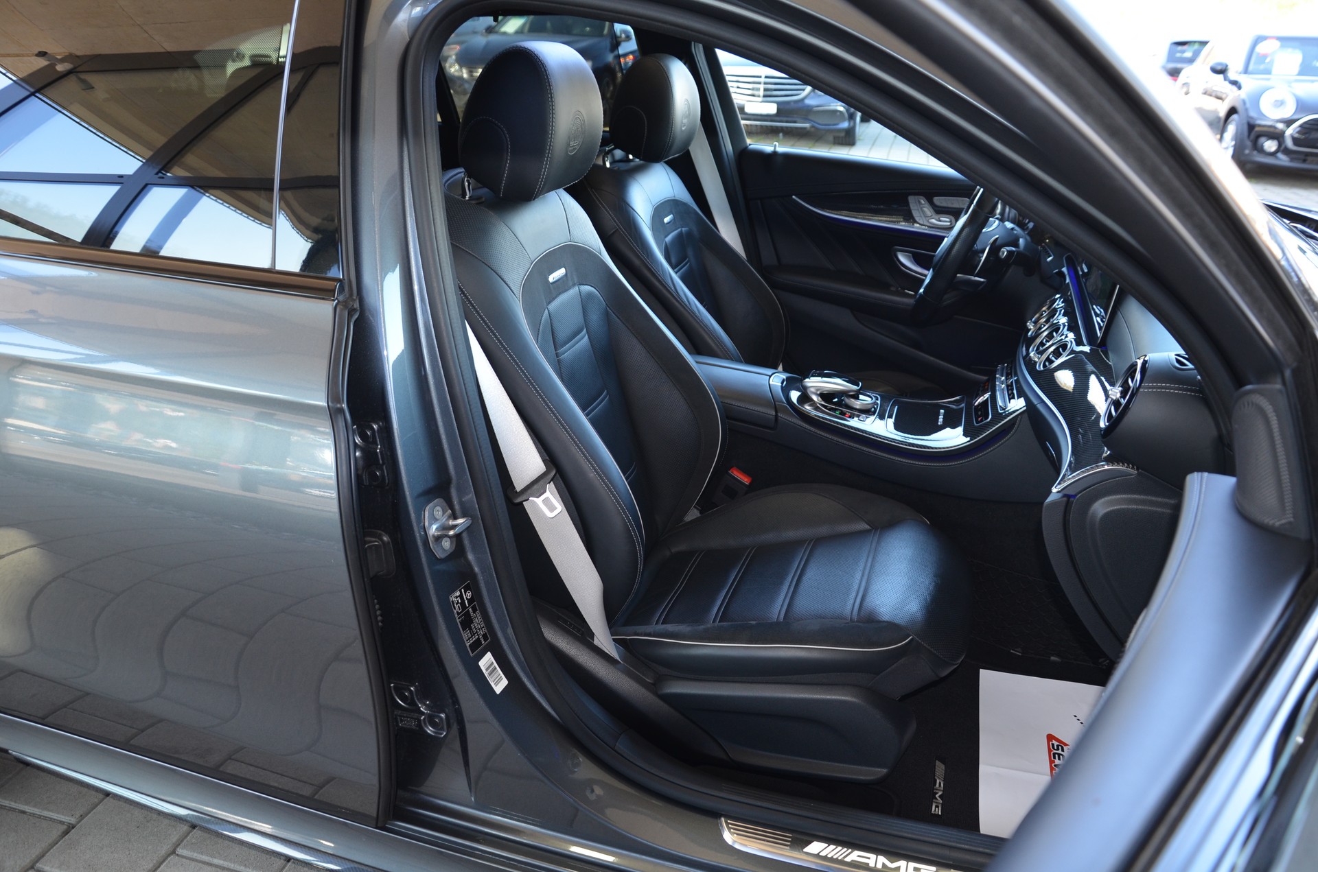 MERCEDES-BENZ E 63 AMG S 4 Matic 9G-Tronic 612 PS*Top Ausstattung*Frisch ab MFK,1 Jahr oder 20'000km Garantie*-image-10