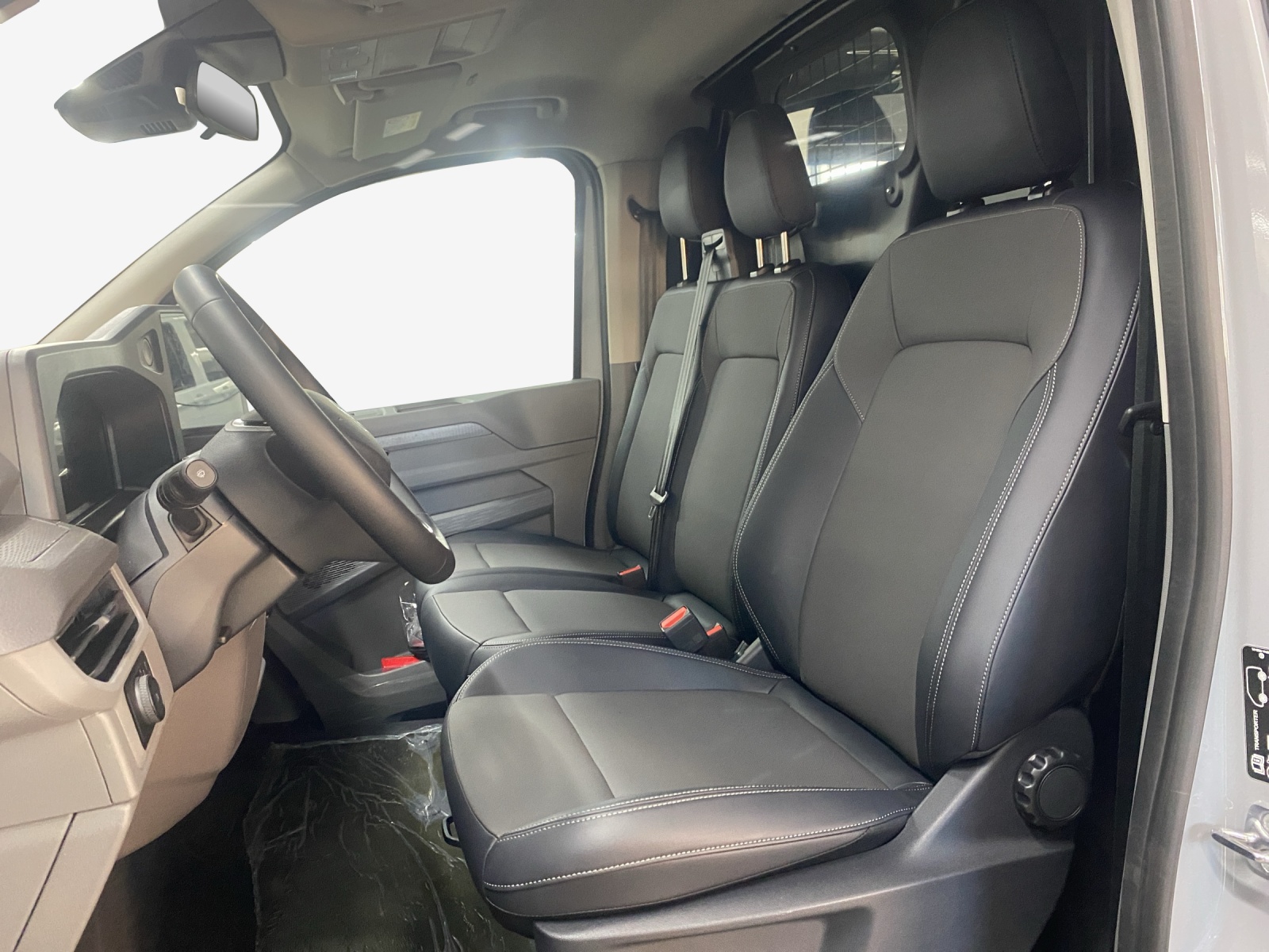 VW e-Transporter 70 kWh-image-7