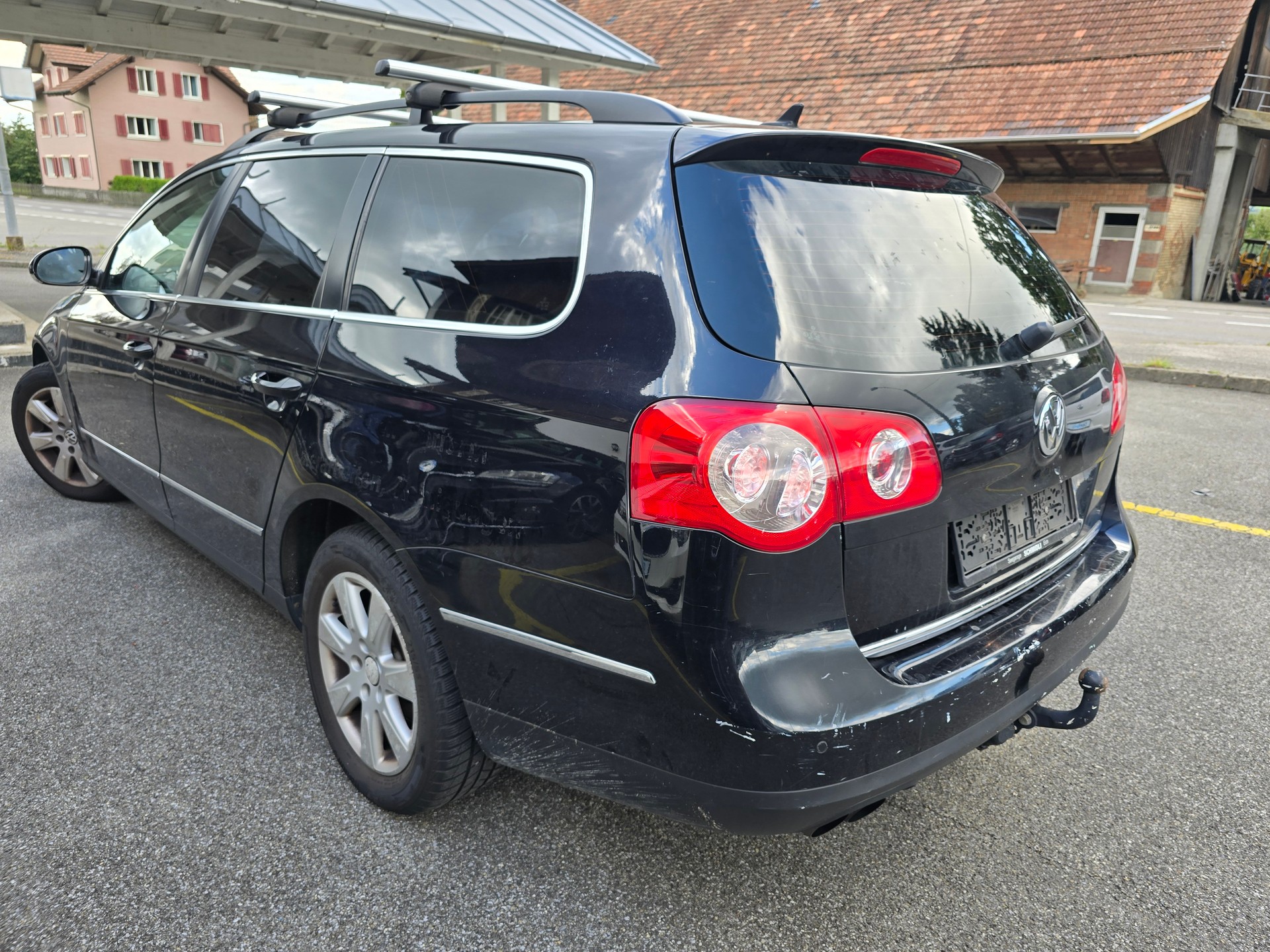 VW Passat Variant 2.0 TDI Value DSG-image-5