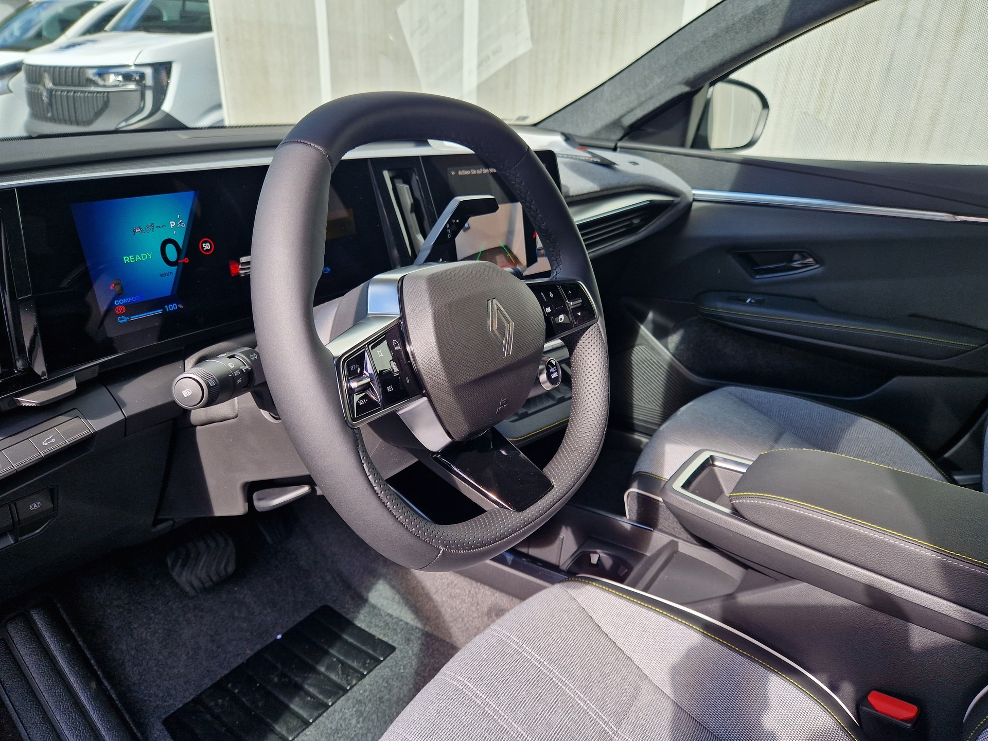 RENAULT SCENIC-image-5
