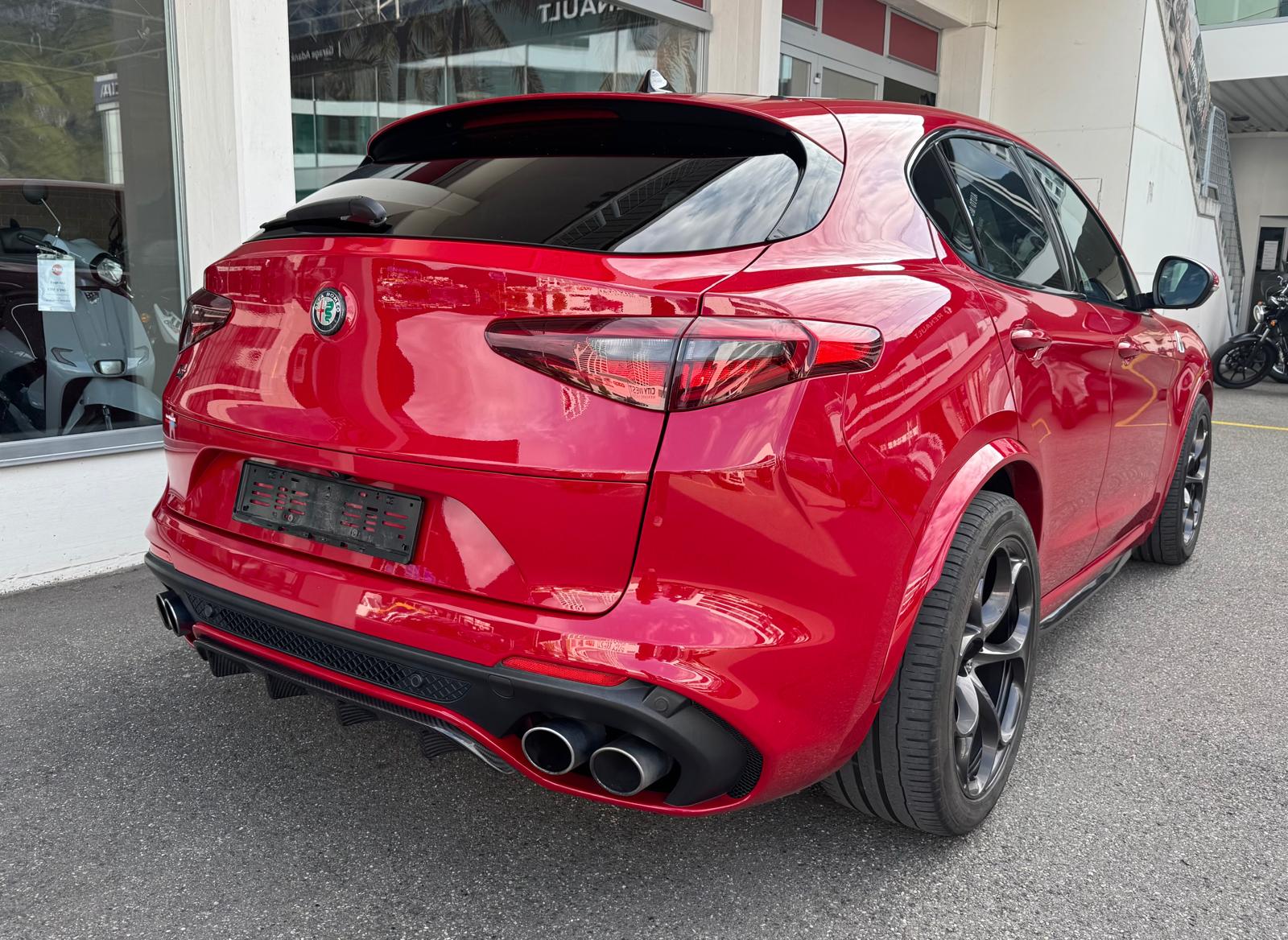 ALFA ROMEO Stelvio 2.9 V6 Quadrifoglio Q4 Automatic-image-4