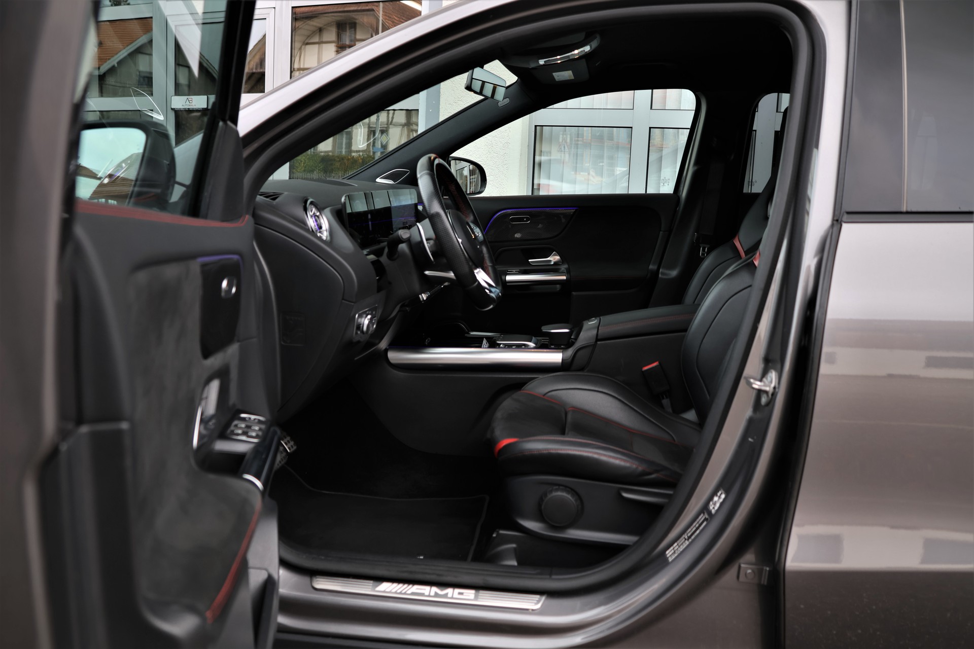MERCEDES-BENZ GLA 35 AMG 4Matic 8G-Speedshift DCT (CH)-image-7