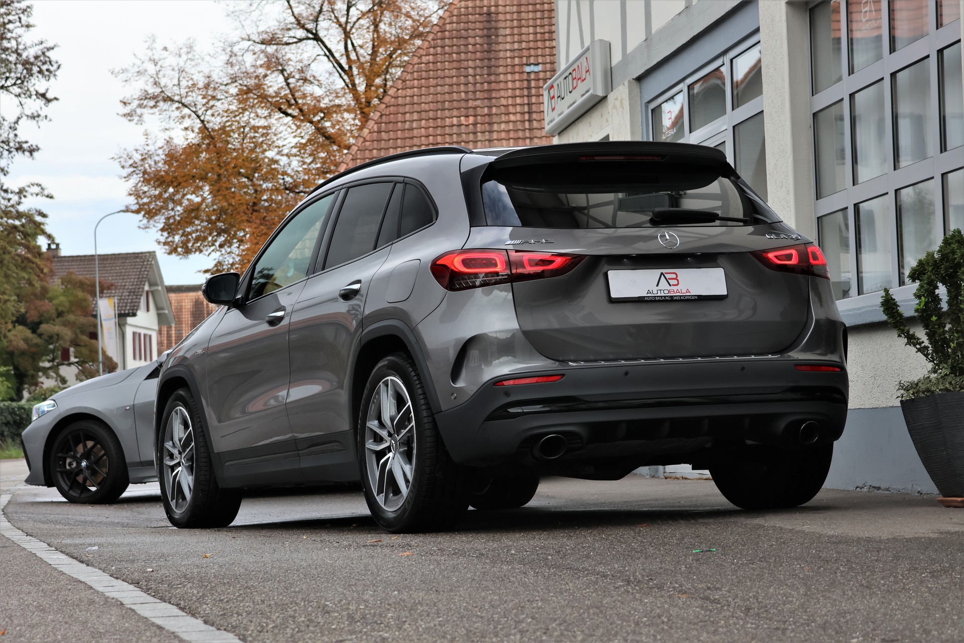 MERCEDES-BENZ GLA 35 AMG 4Matic 8G-Speedshift DCT (CH)-image-2