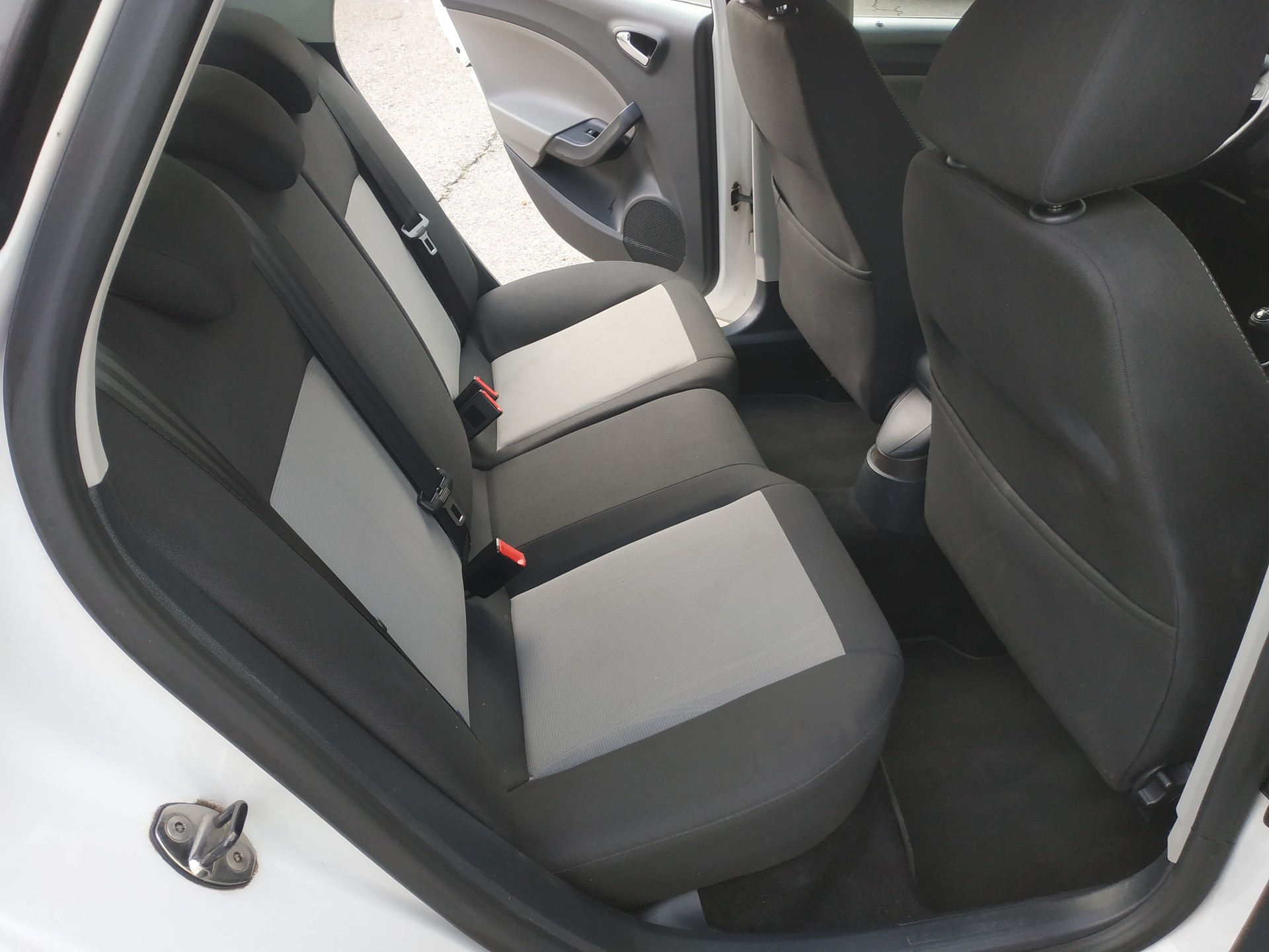 SEAT Ibiza 1.2 TSI Style Stopp-Start-image-18