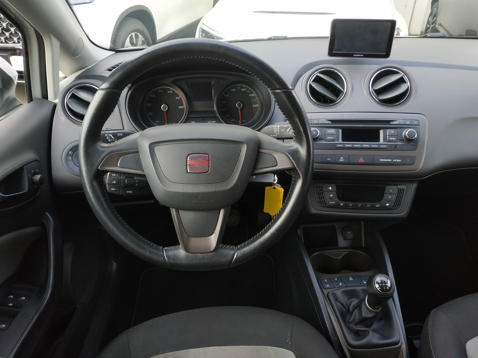 SEAT Ibiza 1.2 TSI Style Stopp-Start-image-9
