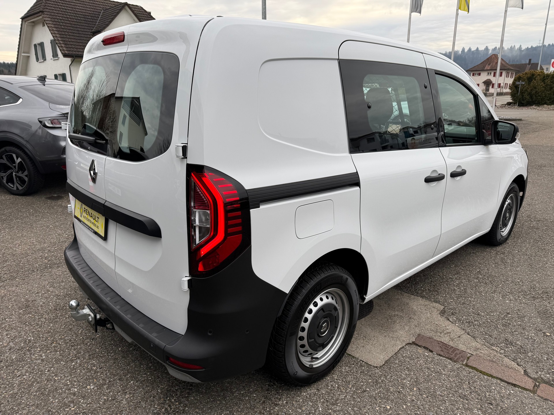 RENAULT Kangoo Van 1.5 dCi Standard 95 Extra-image-5