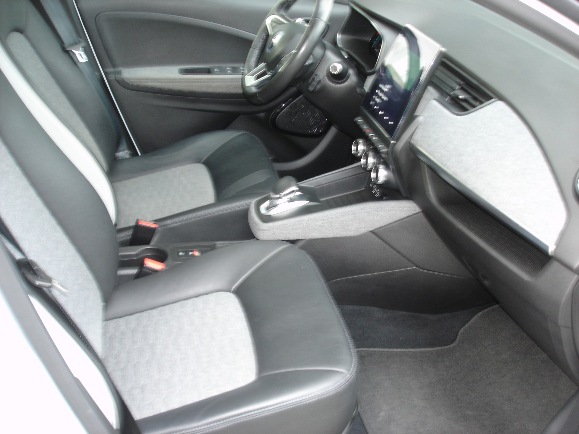 RENAULT Zoe Intens R135 (incl. Batterie)-image-7
