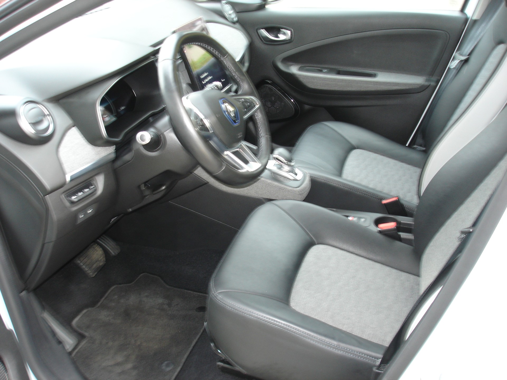 RENAULT Zoe Intens R135 (incl. Batterie)-image-10