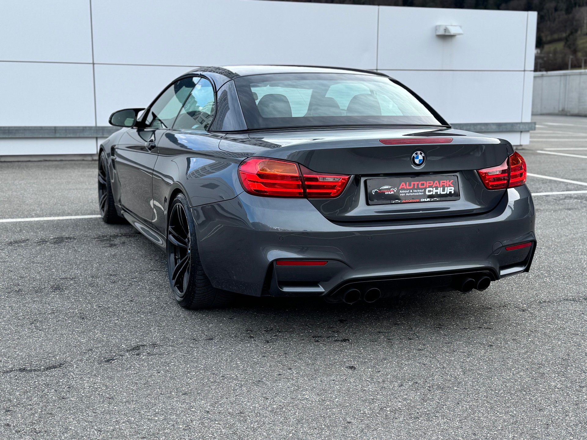 BMW M4 Cabriolet DKG-image-2