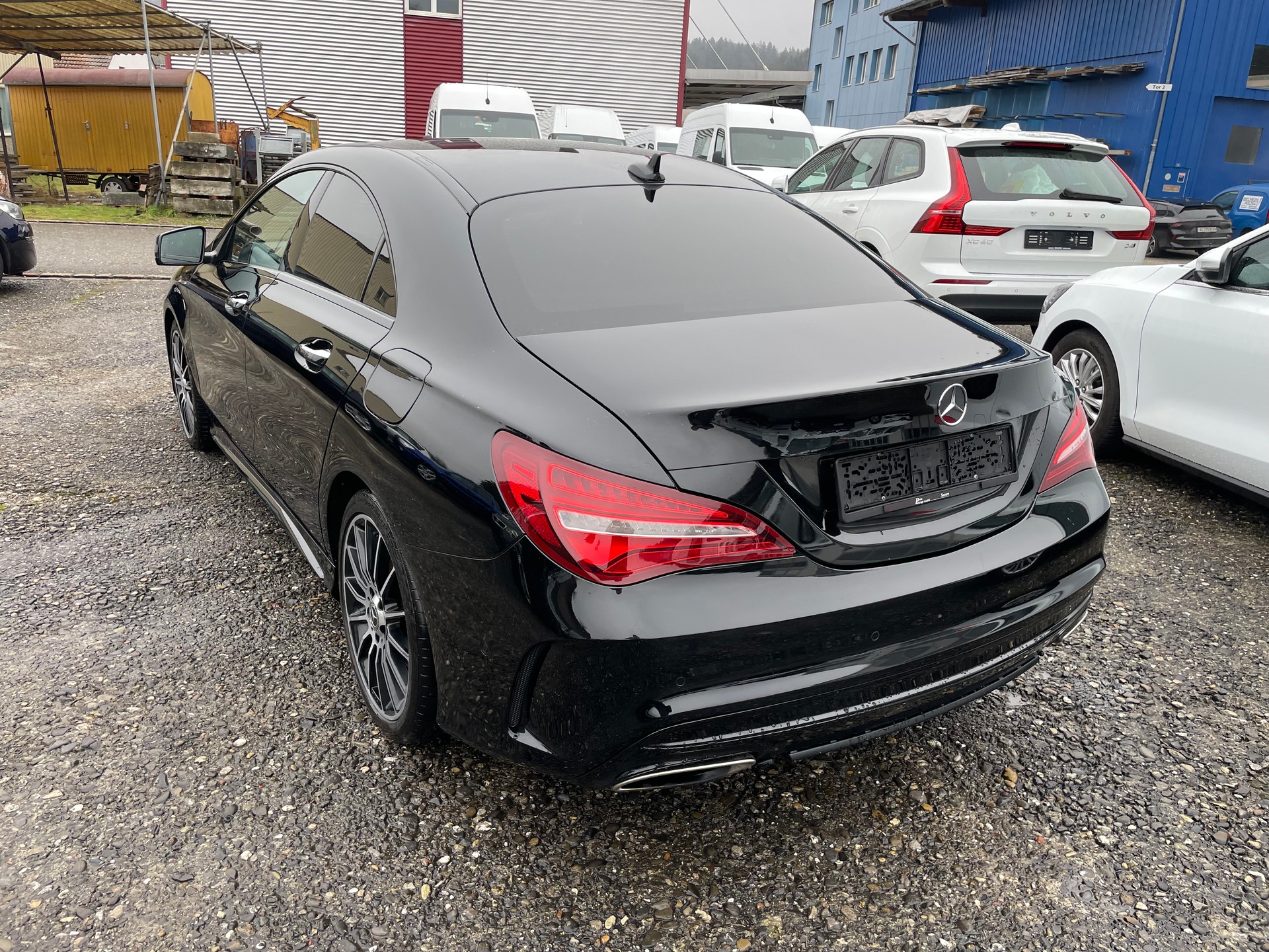 MERCEDES-BENZ CLA 250 AMG Line 7G-DCT 4Matic-image-4