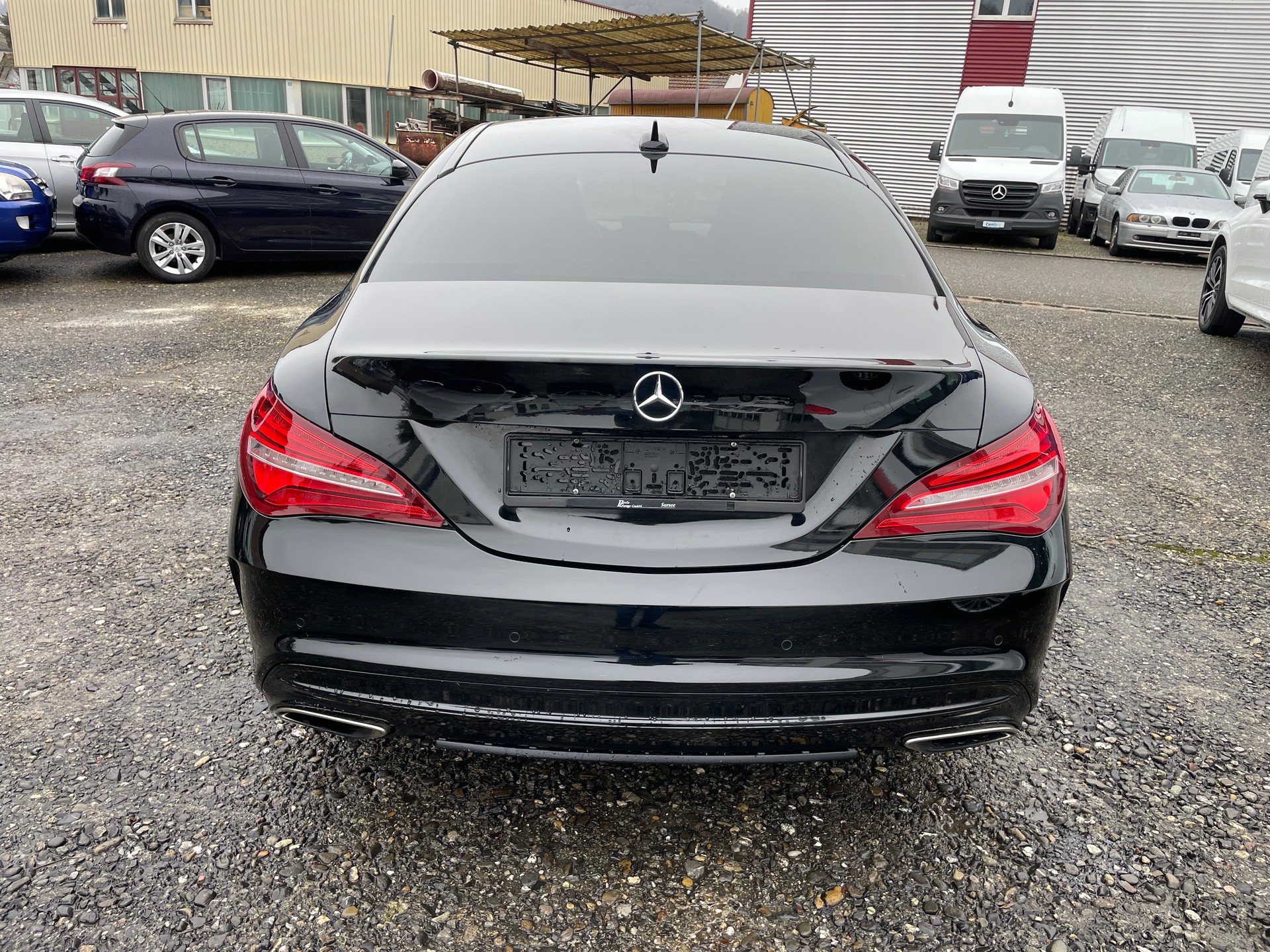 MERCEDES-BENZ CLA 250 AMG Line 7G-DCT 4Matic-image-5