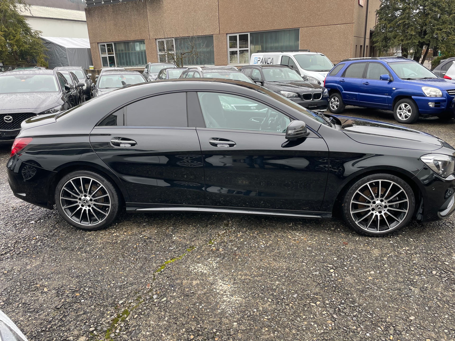 MERCEDES-BENZ CLA 250 AMG Line 7G-DCT 4Matic-image-7