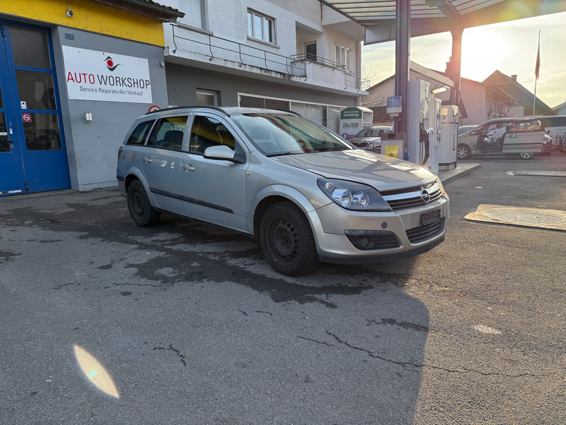 OPEL Astra Caravan 1.8i 16V Edition-image-0