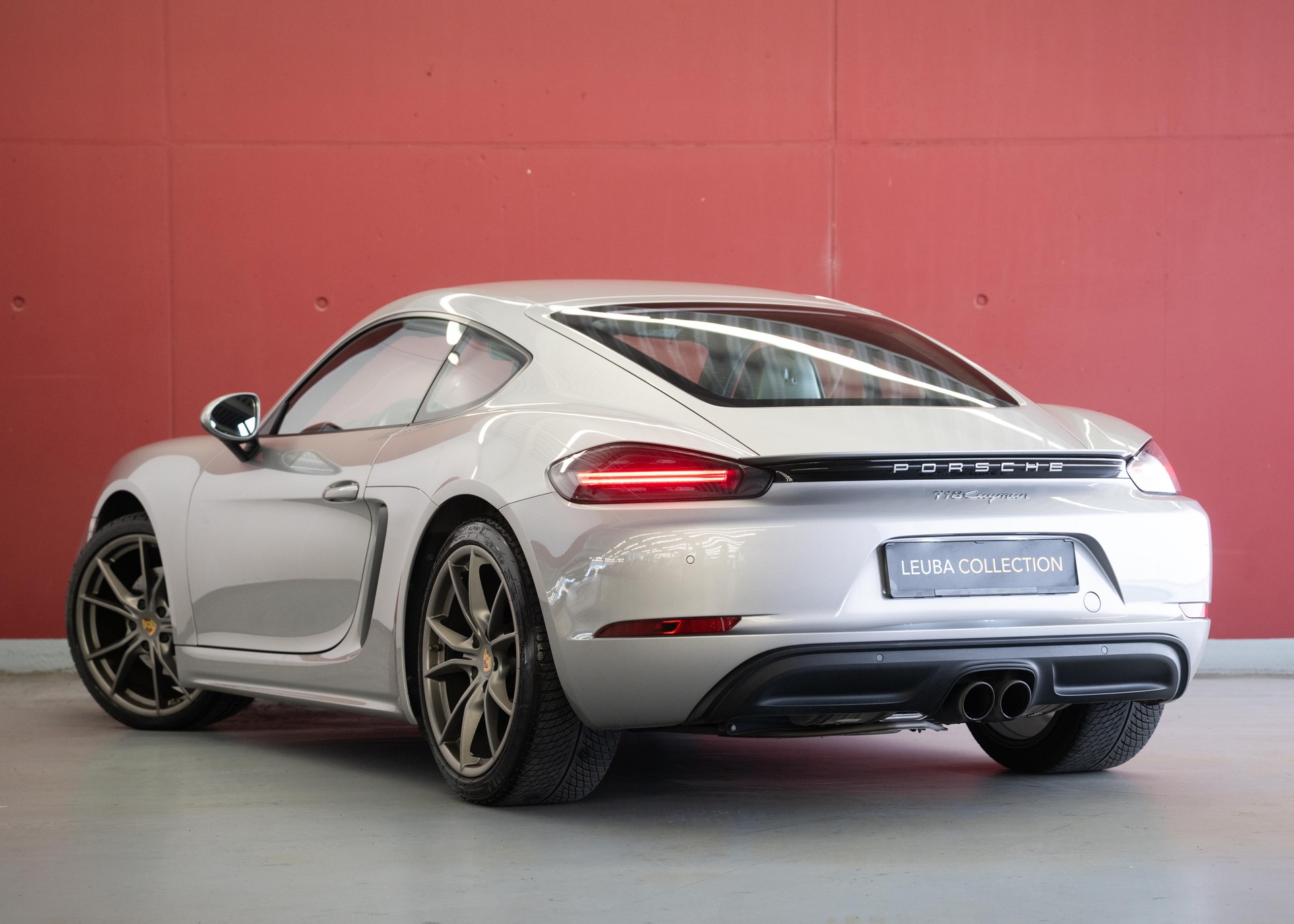 PORSCHE 718 Cayman 2.0 T PDK (German car, fantastic condition, Porsche Approved warranty)-image-1