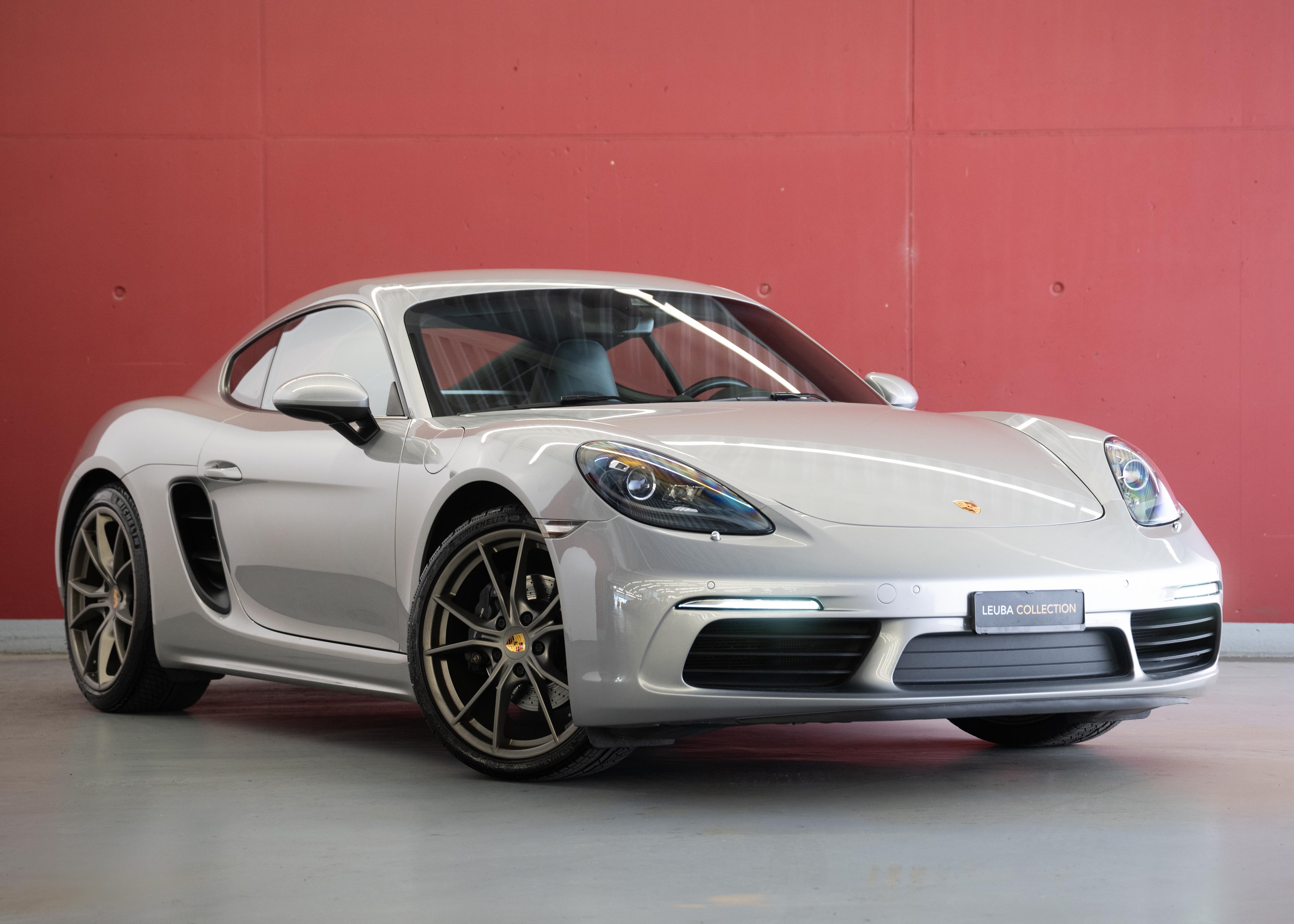 Photo PORSCHE 718-BOXSTER-CAYMAN 718 Cayman 2.0 PDK (German car, fantastic condition, Porsche Approved warranty)